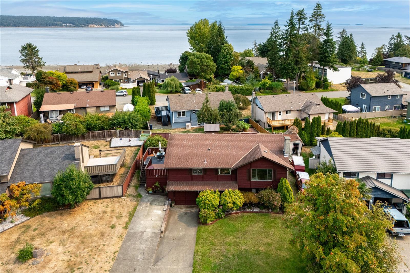 1695 Brook Cres, Campbell River, BC V9W 6K9