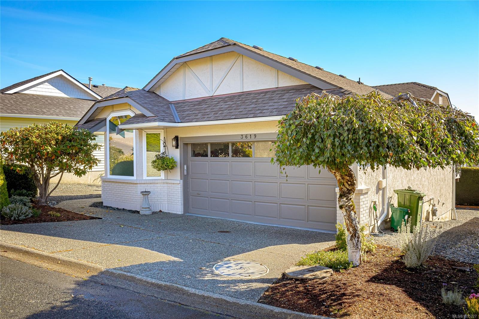 3619 Park Ln, Cobble Hill, BC V8H 0K8