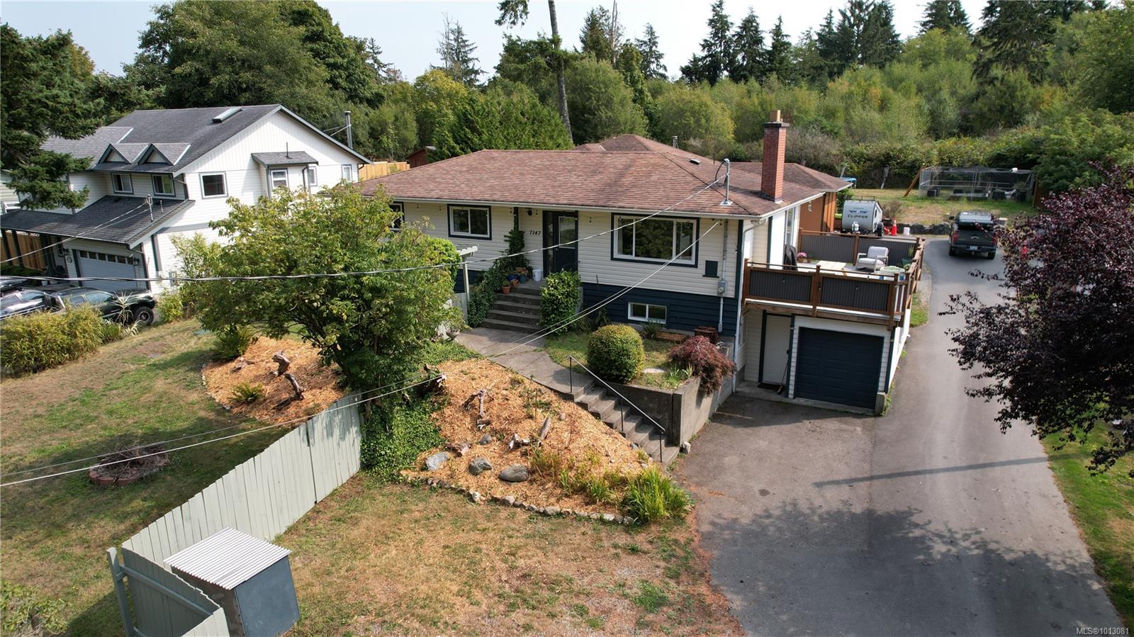 7147 Wright Rd, Sooke, BC V9Z 0S5