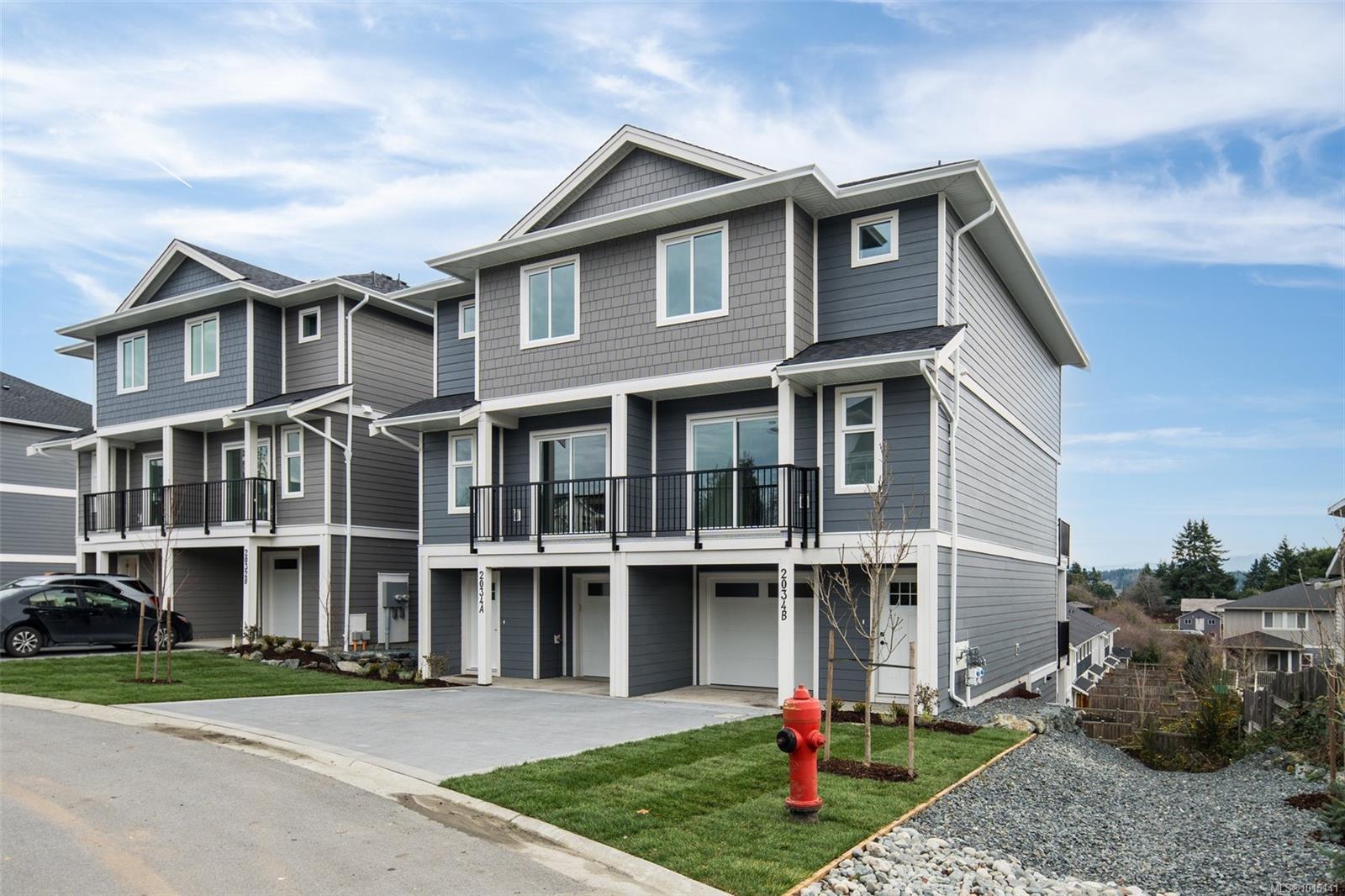 2032 Stone Hearth Lane Apt B, Sooke, BC V9Z 1L3