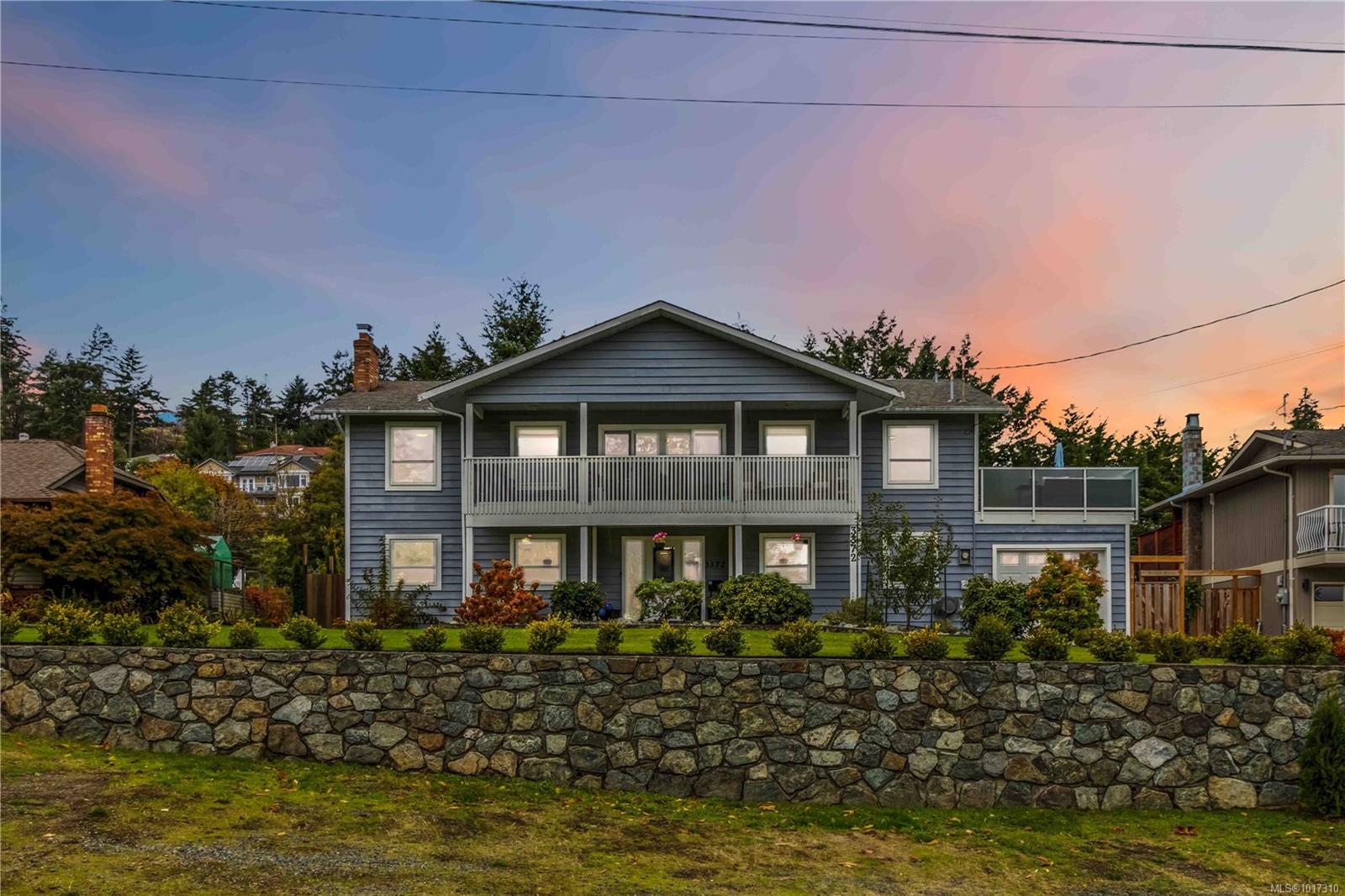 3372 Pattison Way, Victoria, BC V9C 3K1