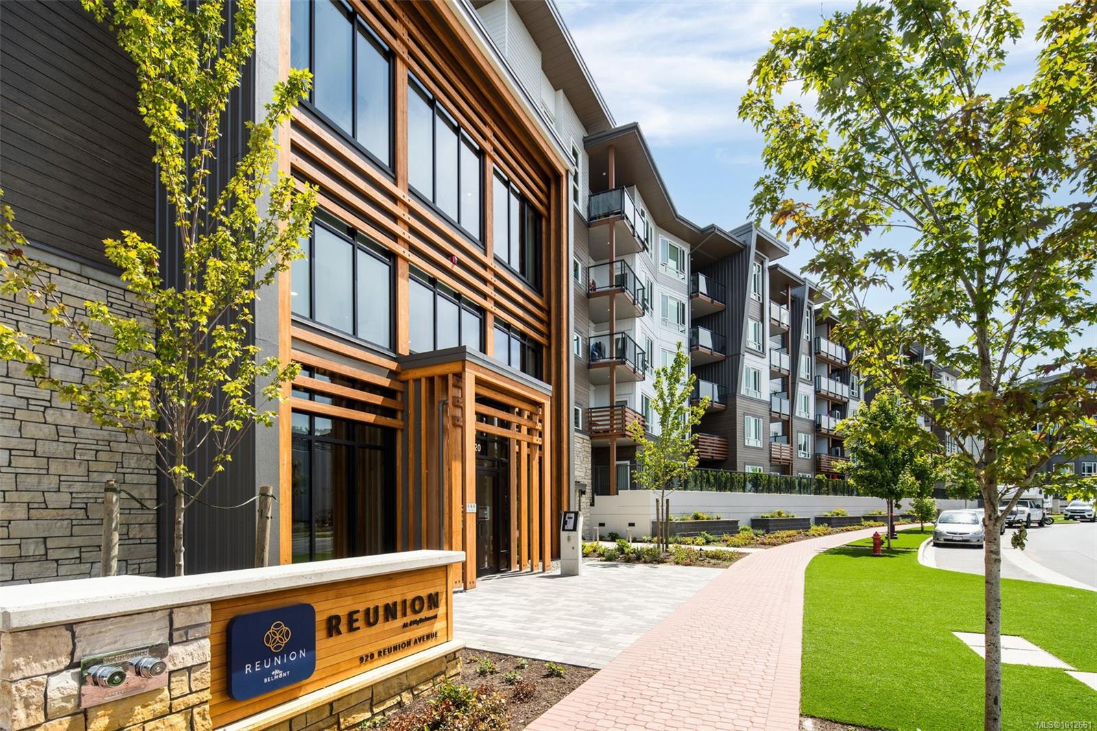 920 Reunion Ave Apt 530, Langford, BC V9B 3Y7