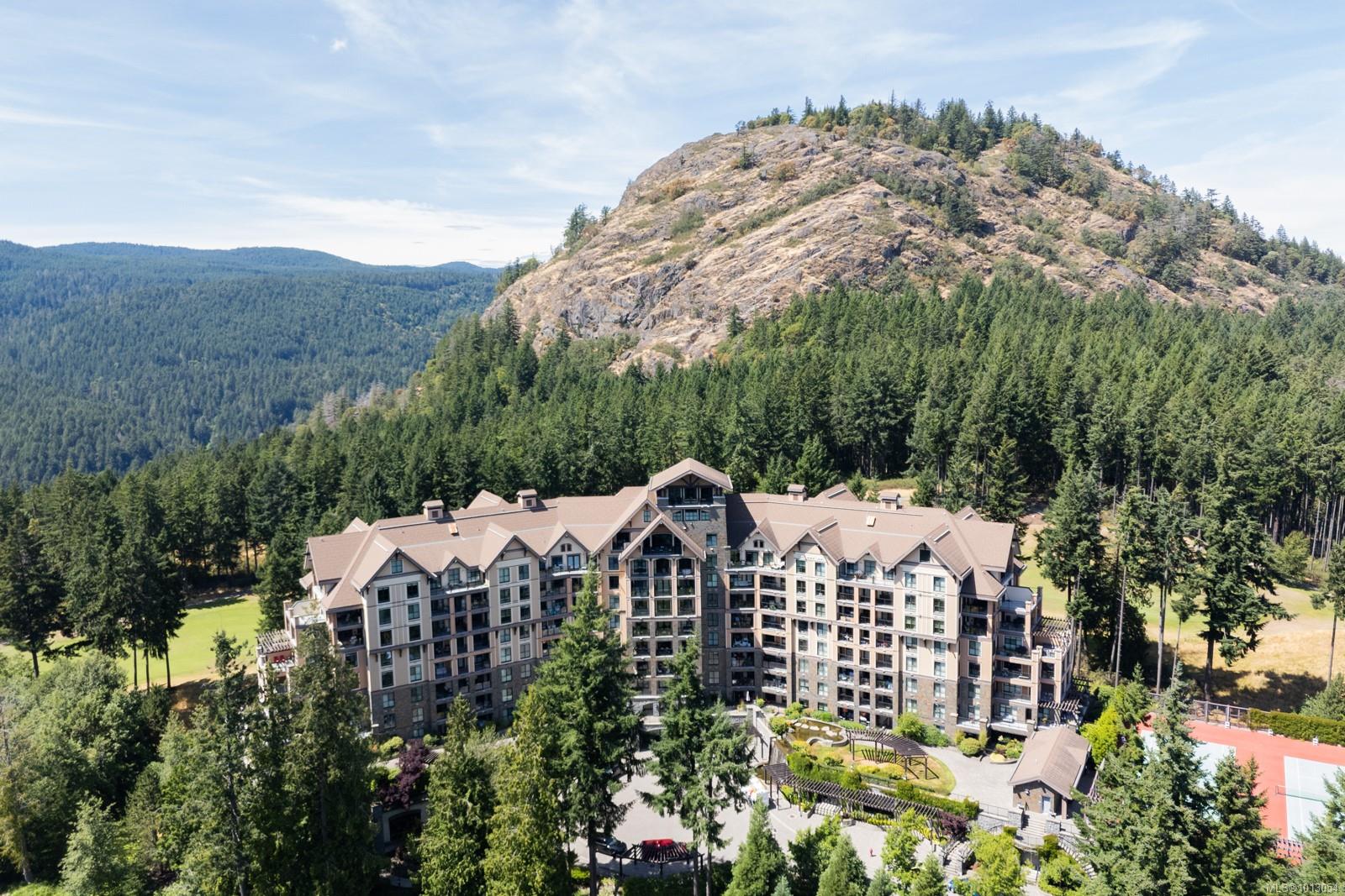 1400 Lynburne Pl Apt 610, Langford, BC V9B 0A4