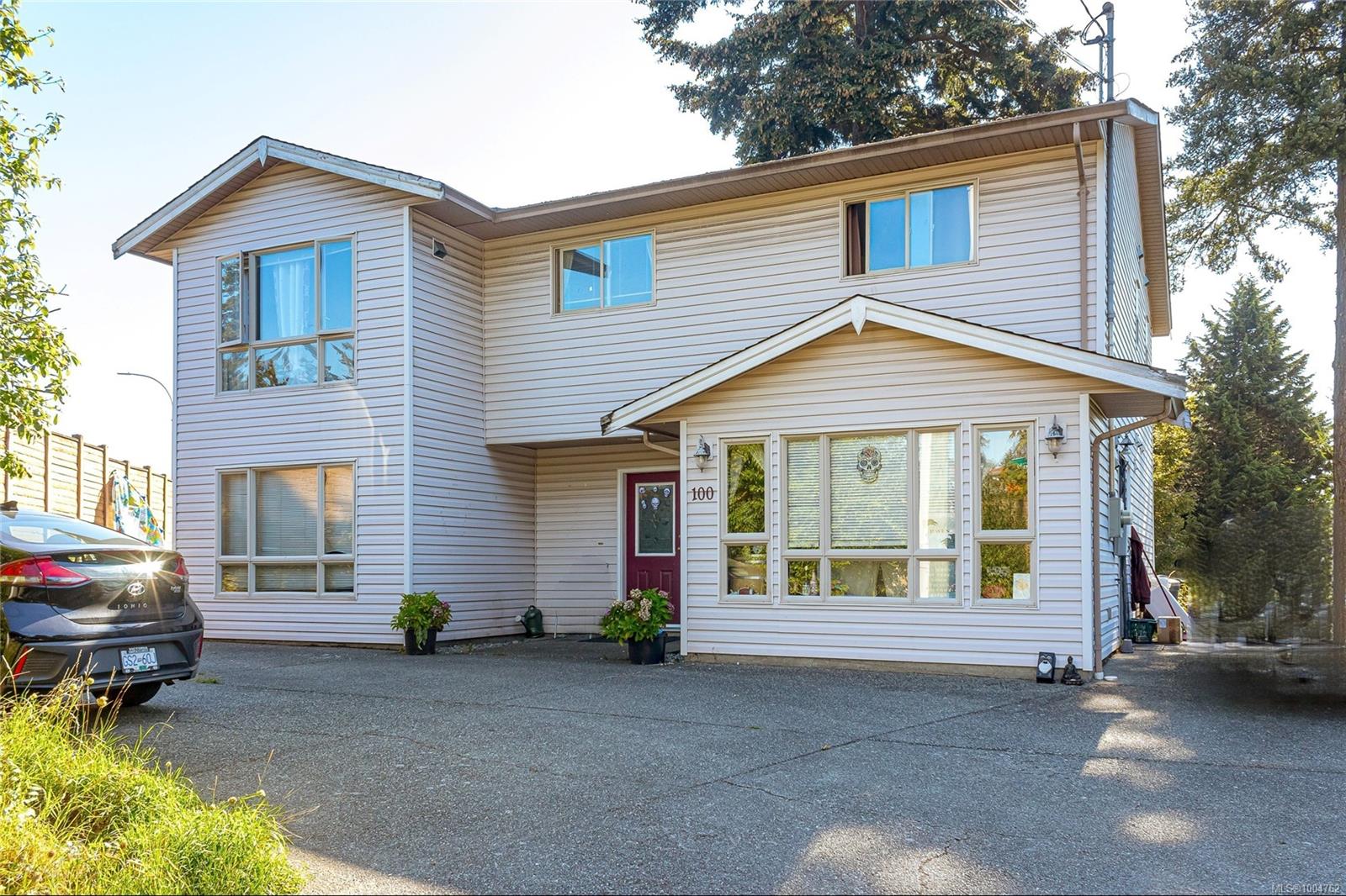 100 Burnett Rd, Victoria, BC V9B 4P7