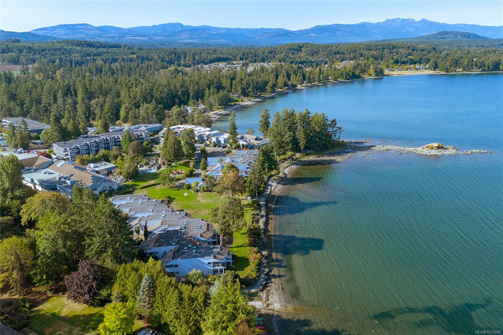 1600 Stroulger Rd Apt 710, Nanoose Bay, BC V9P 9B7