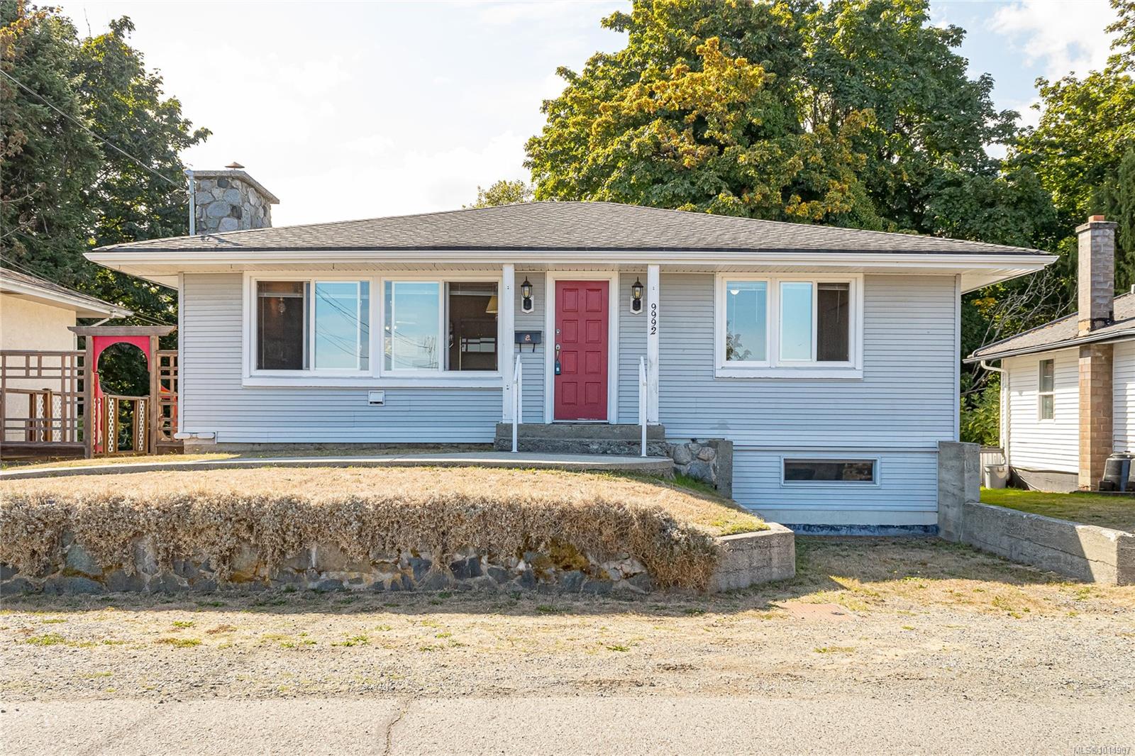 9992 Beach Dr, North Cowichan, BC V0R 1K1