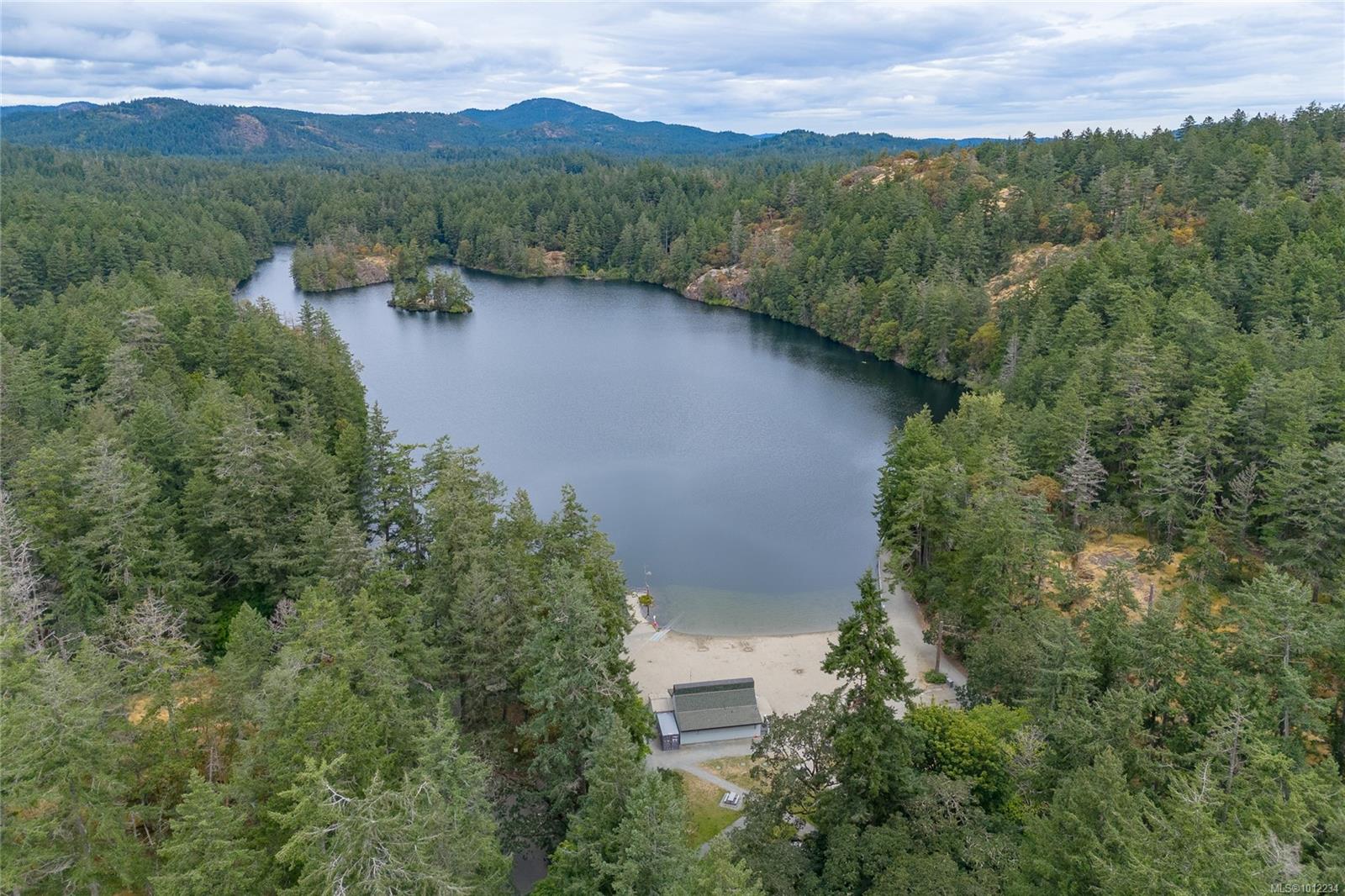 110 Presley Pl Apt 210, View Royal, BC V9B 0H5