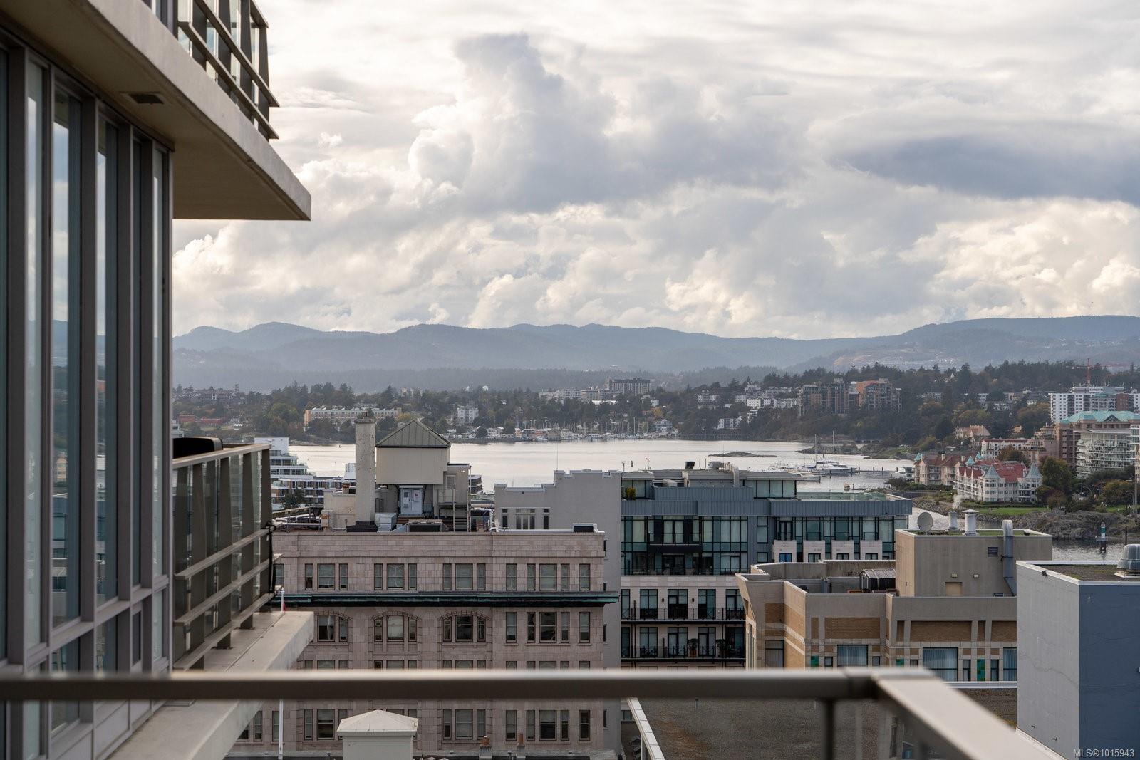 707 Courtney St Apt 1503, Victoria, BC V8W 0A9