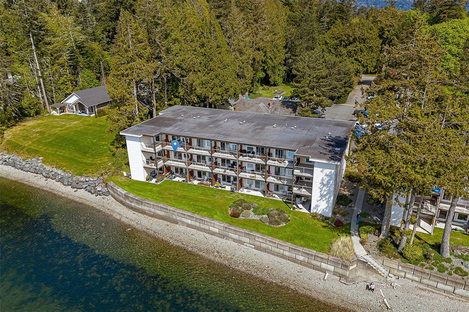 1986 Glenidle Rd Apt 9, Sooke, BC V9Z 0B1