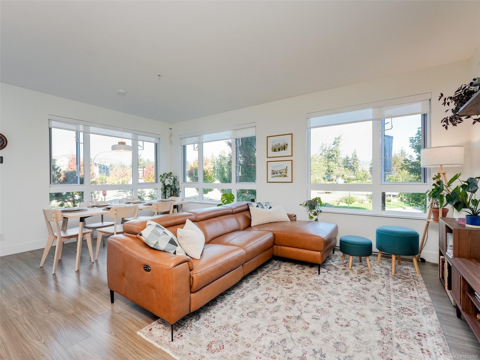 960 Reunion Ave Apt 218, Langford, BC V9B 5L2