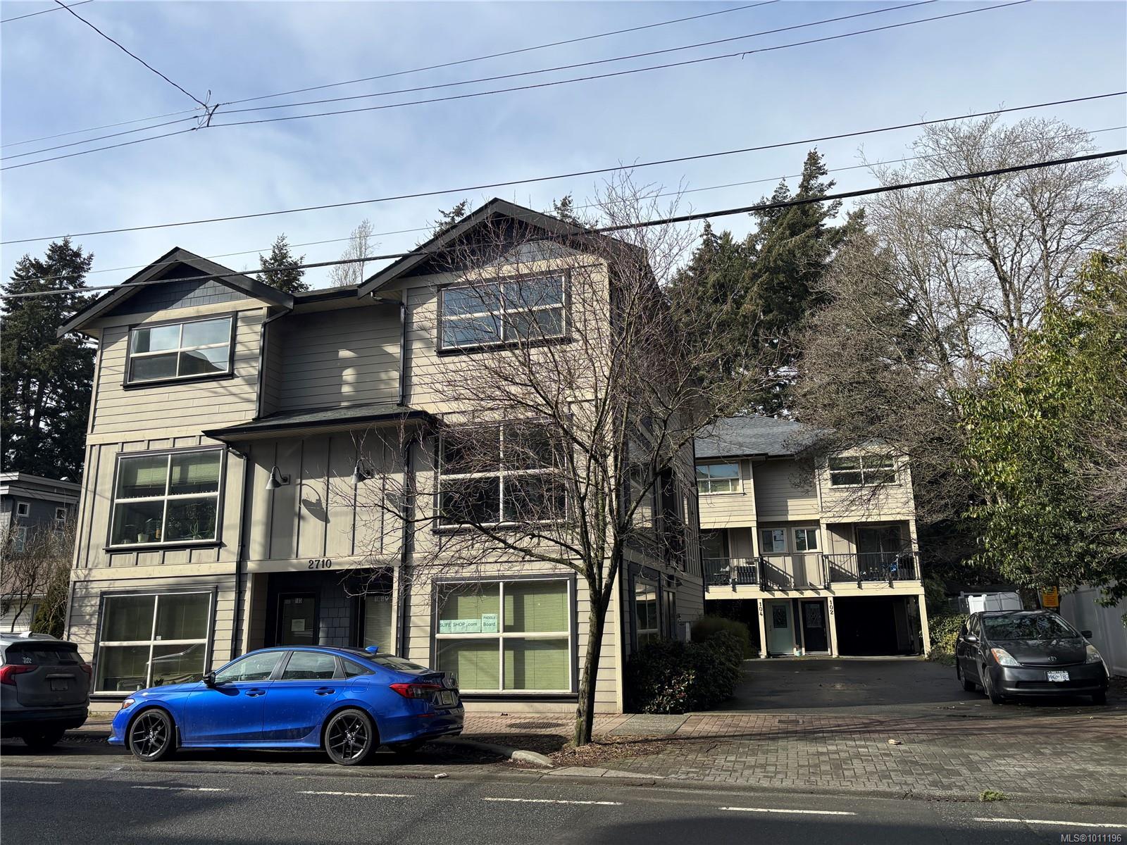 2710 Peatt Rd Apt 101, Langford, BC V9B 3V3