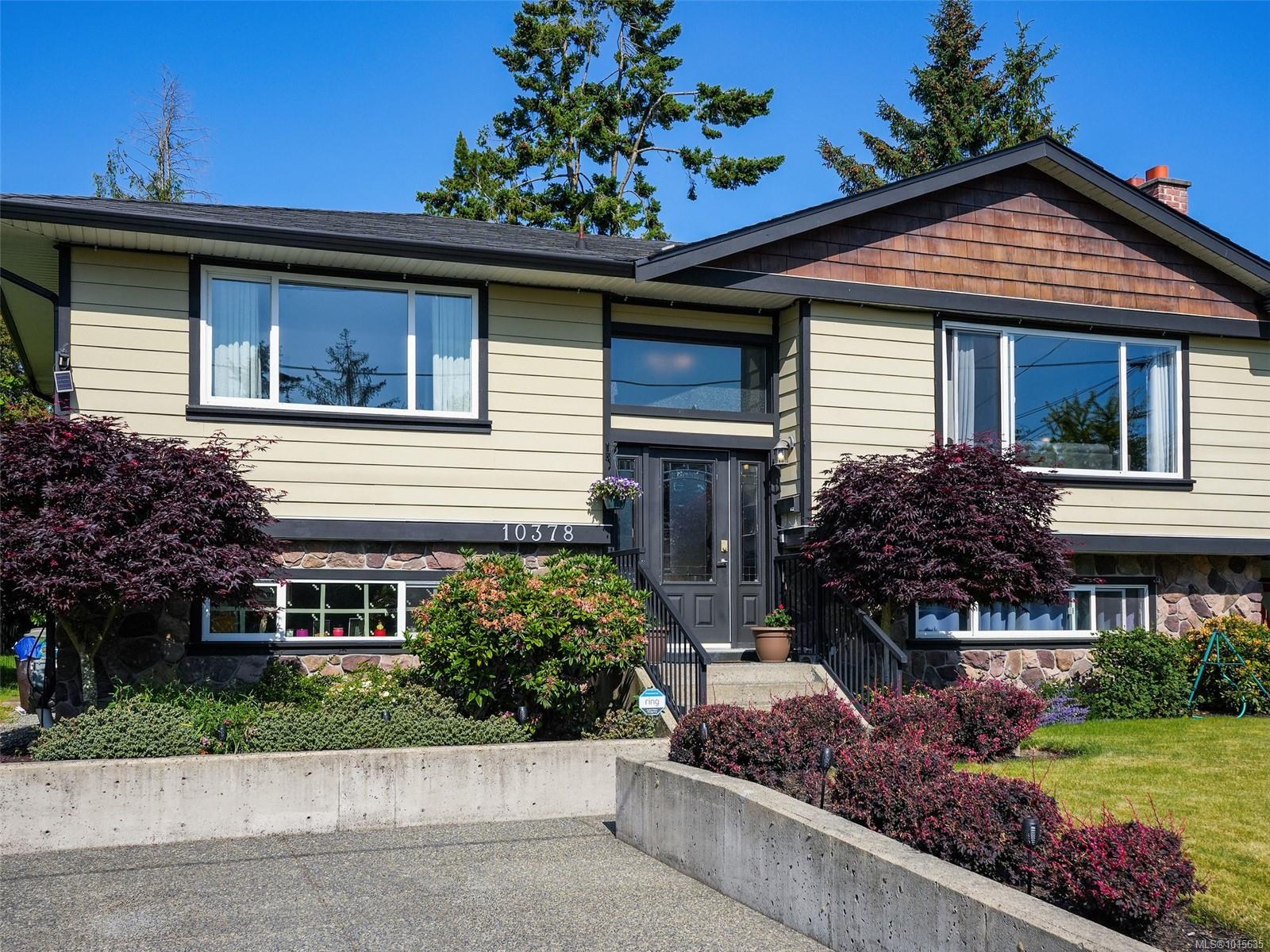 10378 Patricia Pl, Sidney, BC V8L 3J6