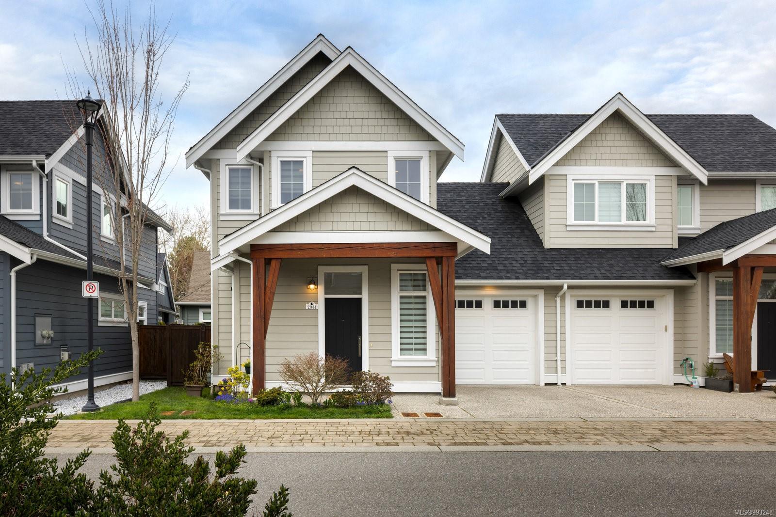2034 Seawind Way, Sidney, BC V8L 0C4