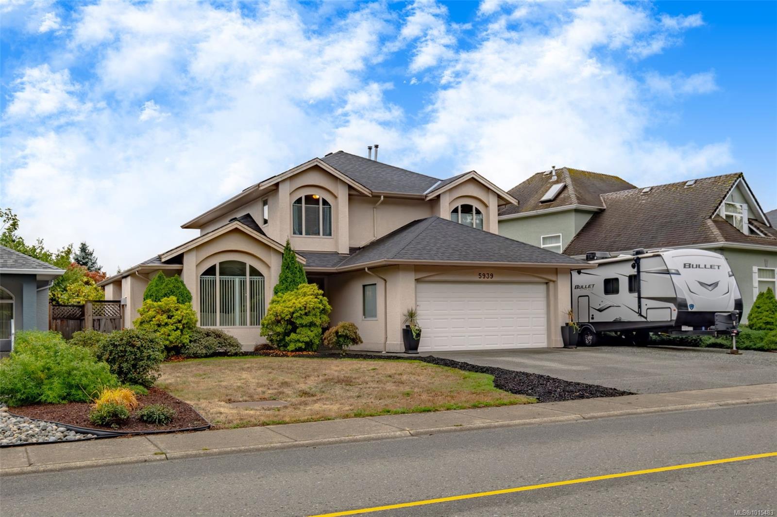 5939 Oliver St, Nanaimo, BC V9T 6G6