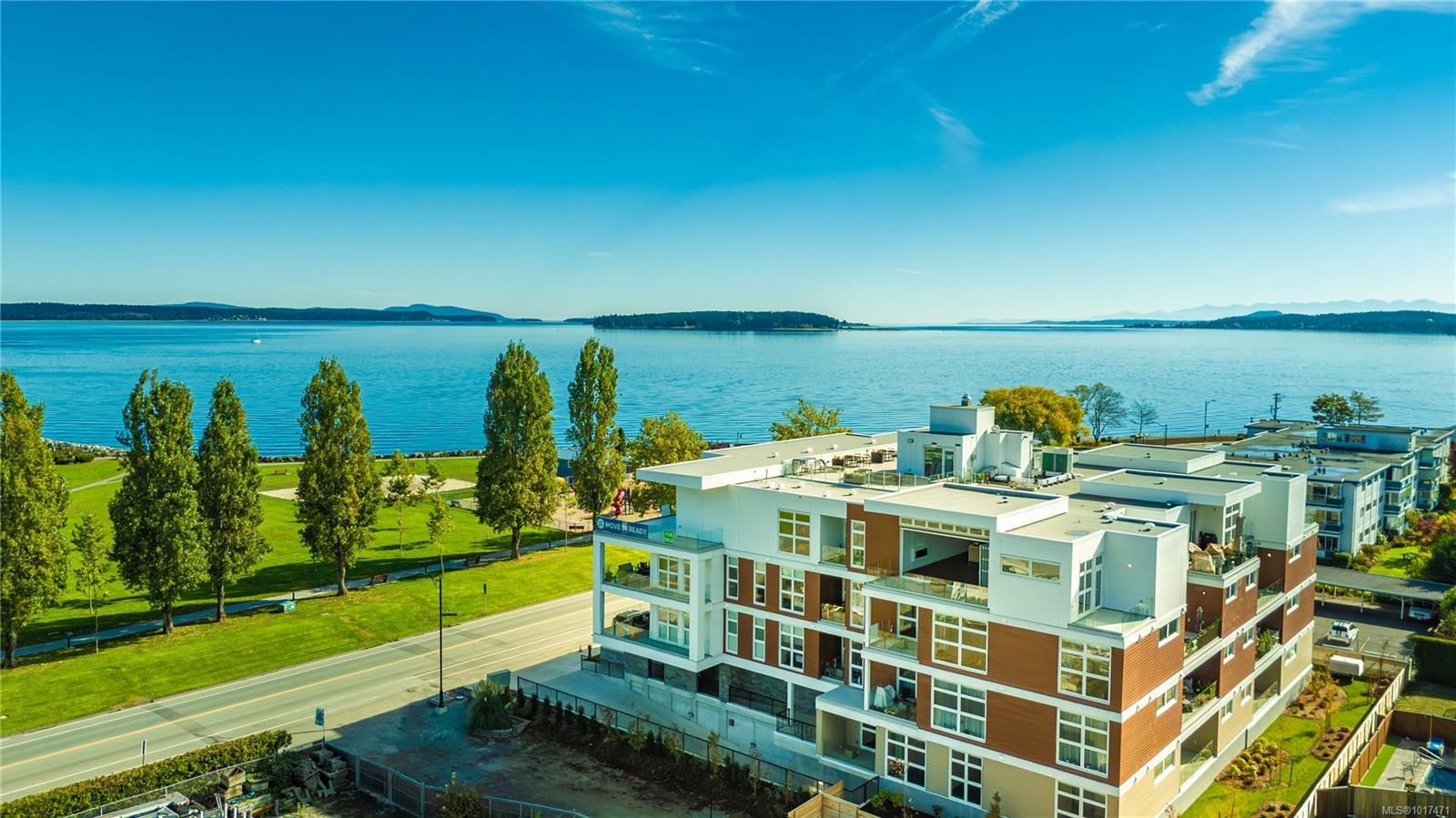9570 Fifth St Apt 106, Sidney, BC V8L 2W5