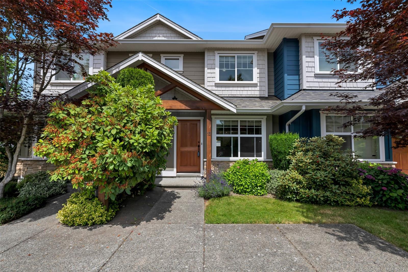 2529 Alexander St Apt 13, Duncan, BC V9L 2W8