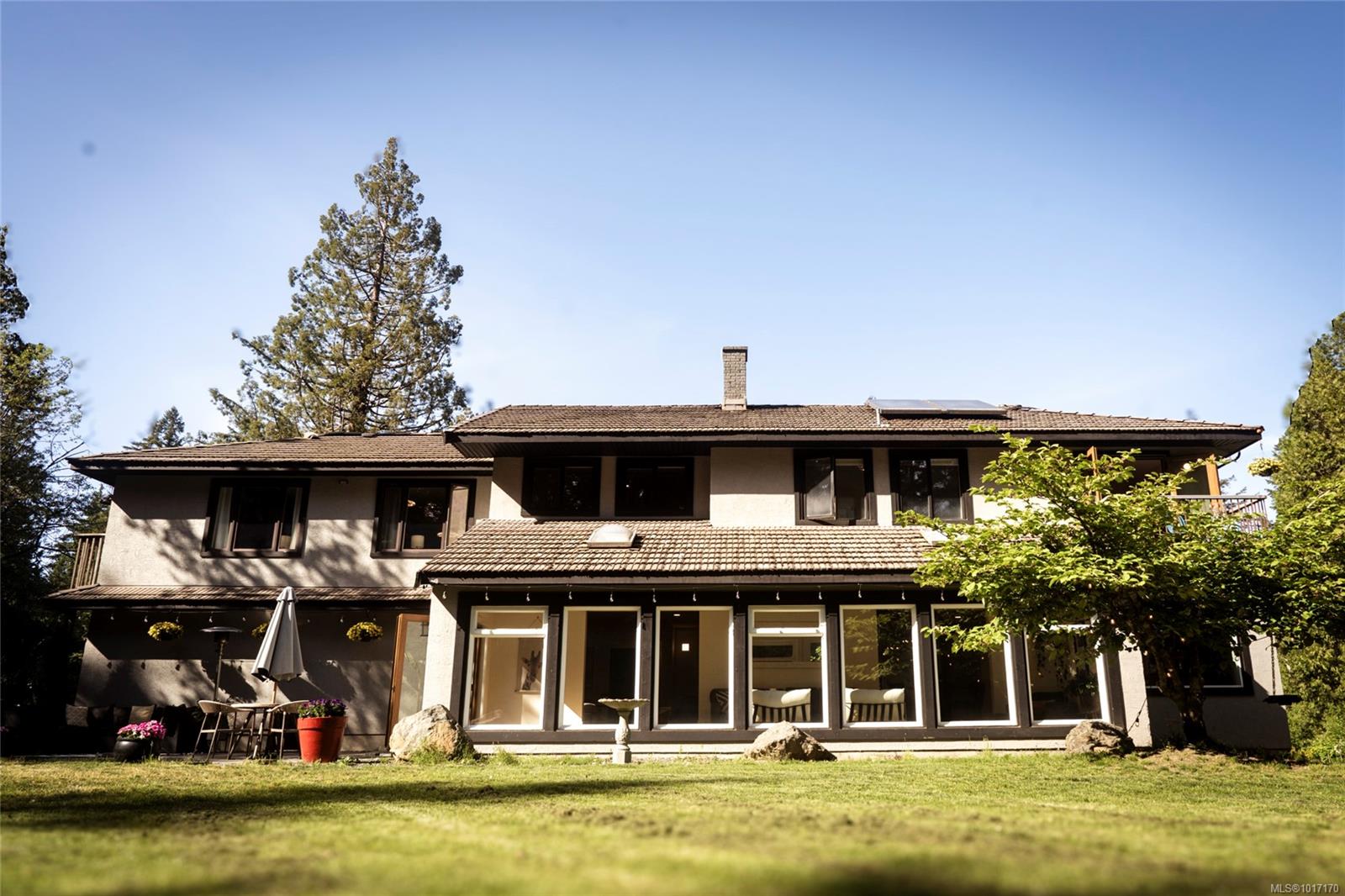 6866 Doumont Rd, Nanaimo, BC V9T 6G9