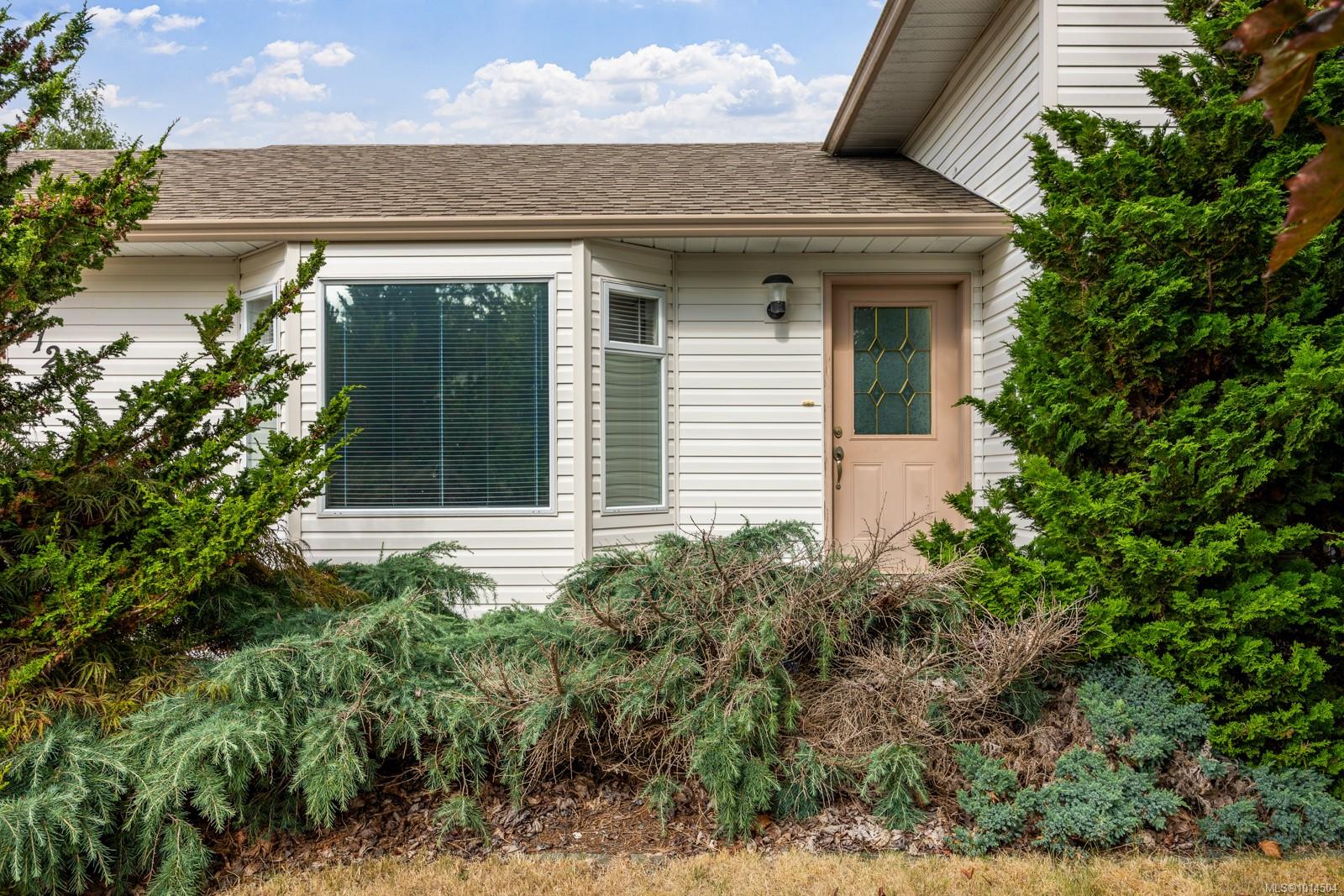 2120 Plover Crt, Comox, BC V9M 3P5