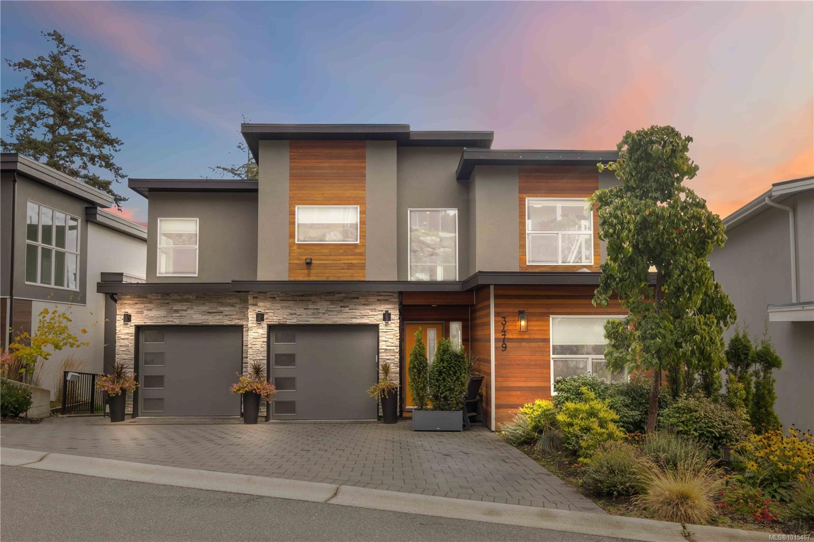 3479 Oceana Ln, Victoria, BC V9C 3R8