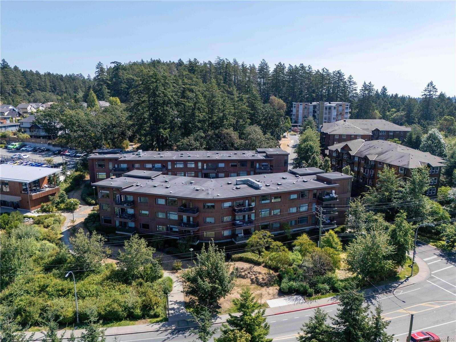 170 Nursery Hill Dr Apt 107, View Royal, BC V9B 0P2