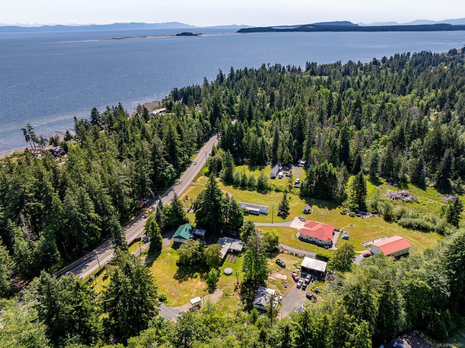 4399 Island Hwy S, Courtenay, BC V9N 9T1