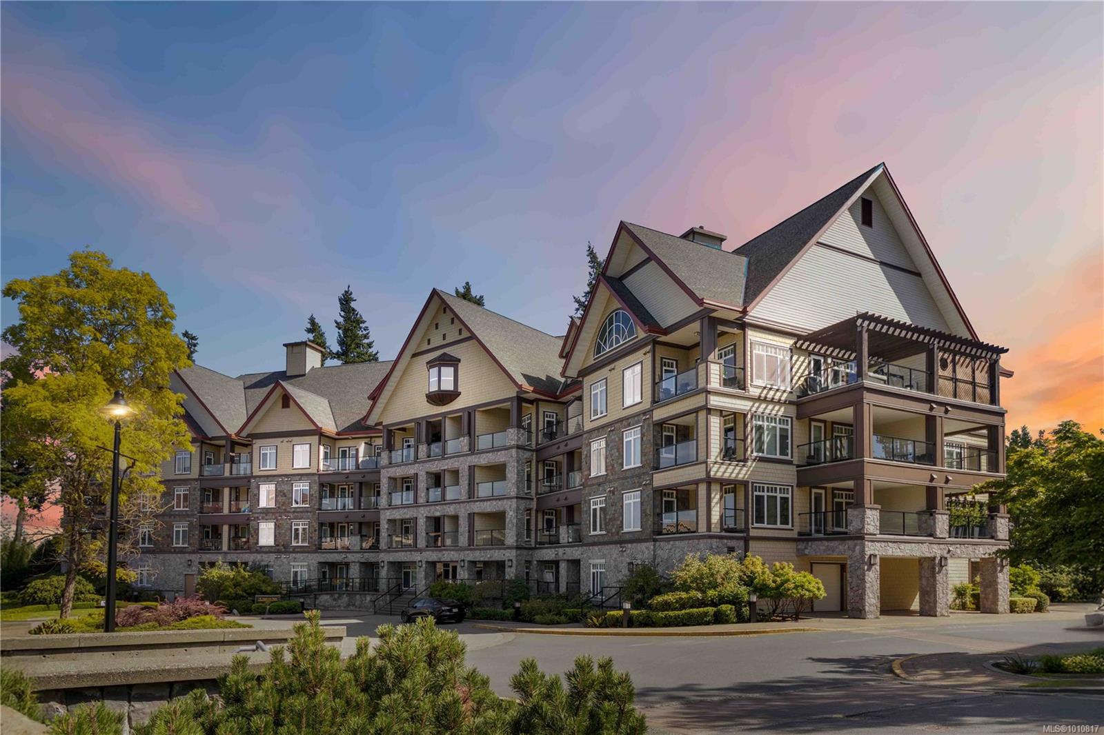 1375 Bear Mountain Pkwy Apt 319, Langford, BC V9B 0C9