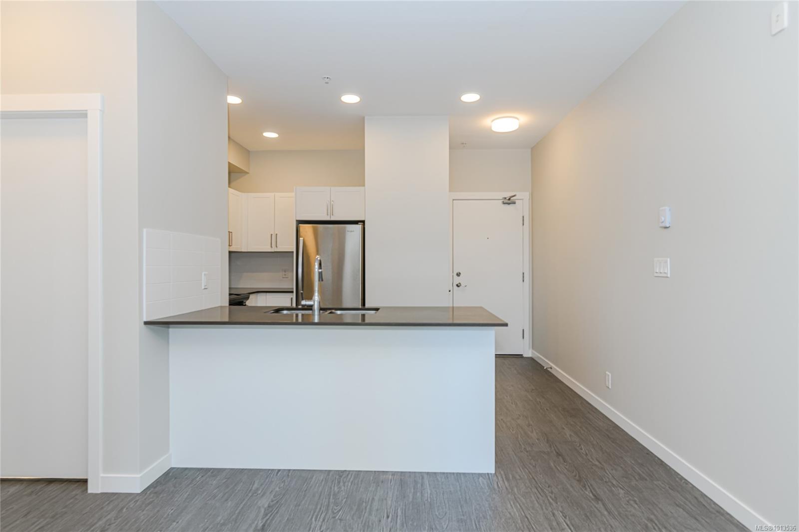 2843 Jacklin Rd Apt 202, Langford, BC V9B 4P4