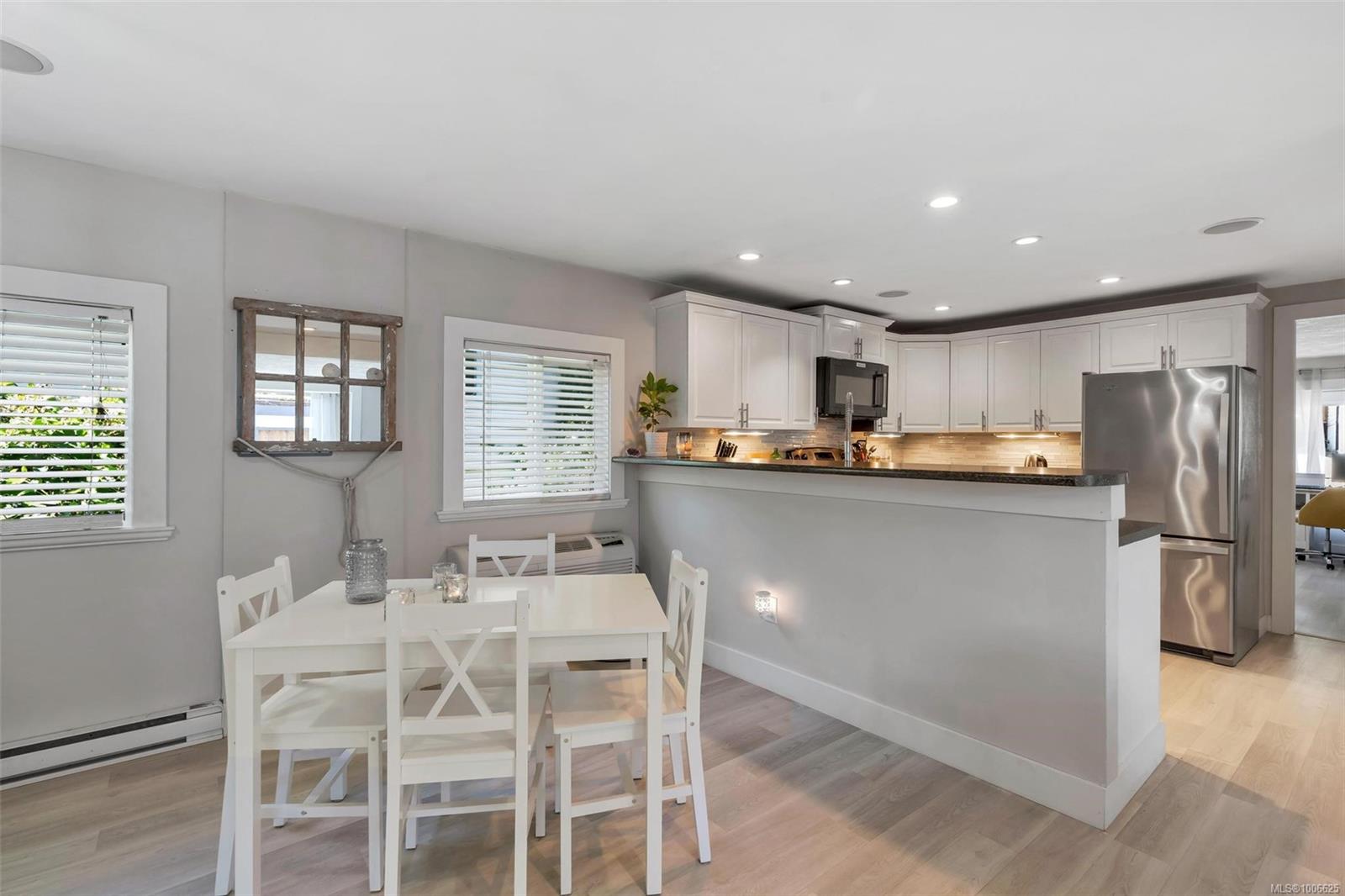 2785 Wallbank Rd Apt 74, Shawnigan Lake, BC V0R 2W2