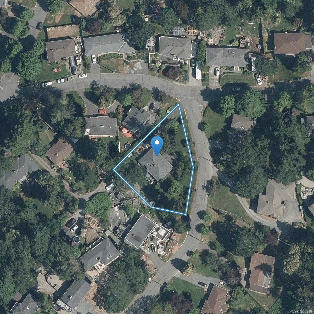 886 Cunningham Rd, Esquimalt, BC V9A 4M6
