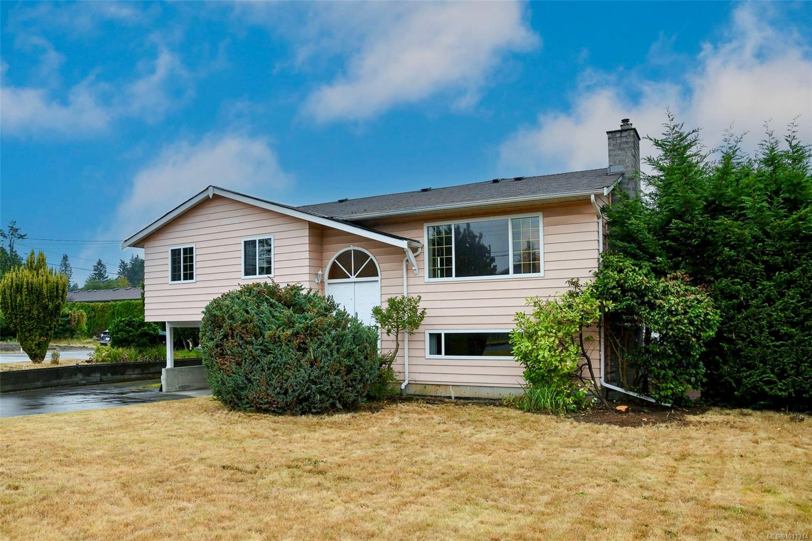 454 Pritchard Rd, Comox, BC V9M 2Z4