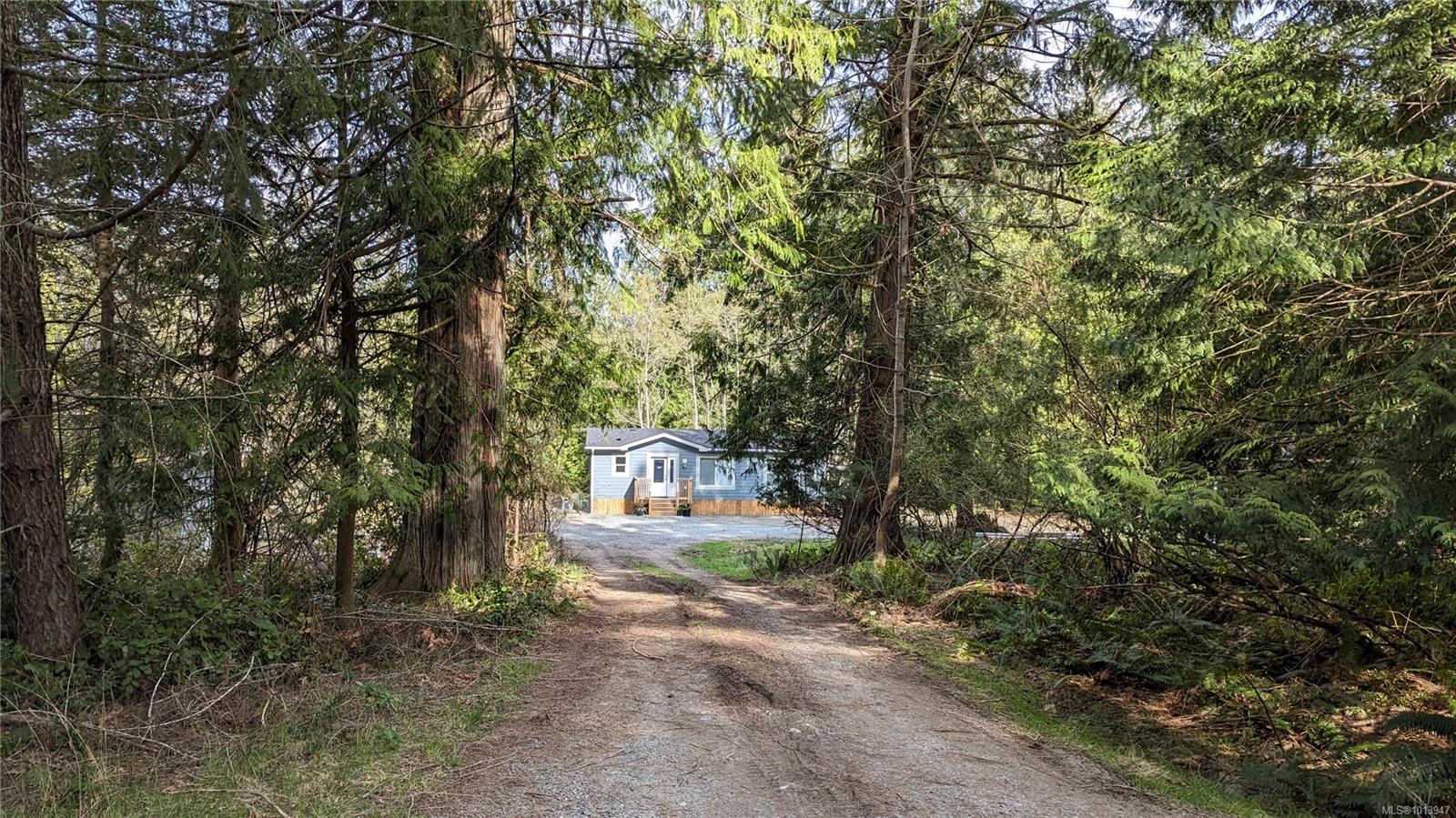 1040 Conville Rd, Gabriola Island, BC V0R 1X2