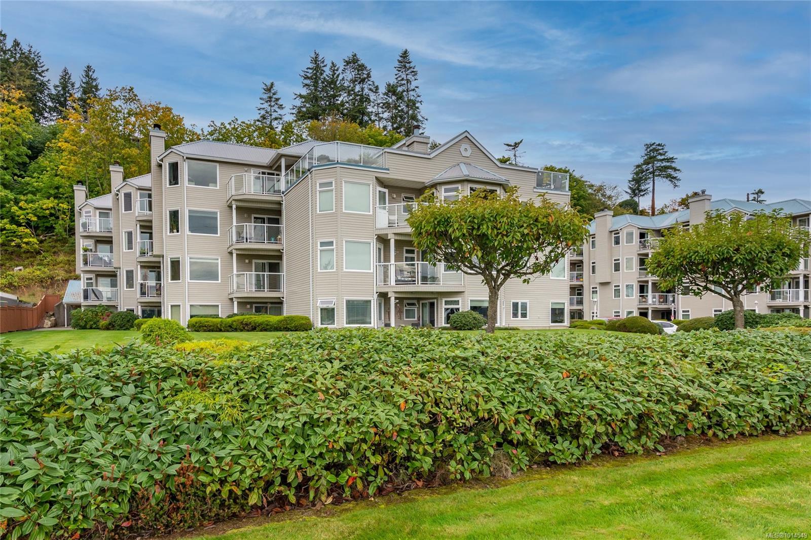 670 Island Hwy S Apt 402b, Campbell River, BC V9W 1A6