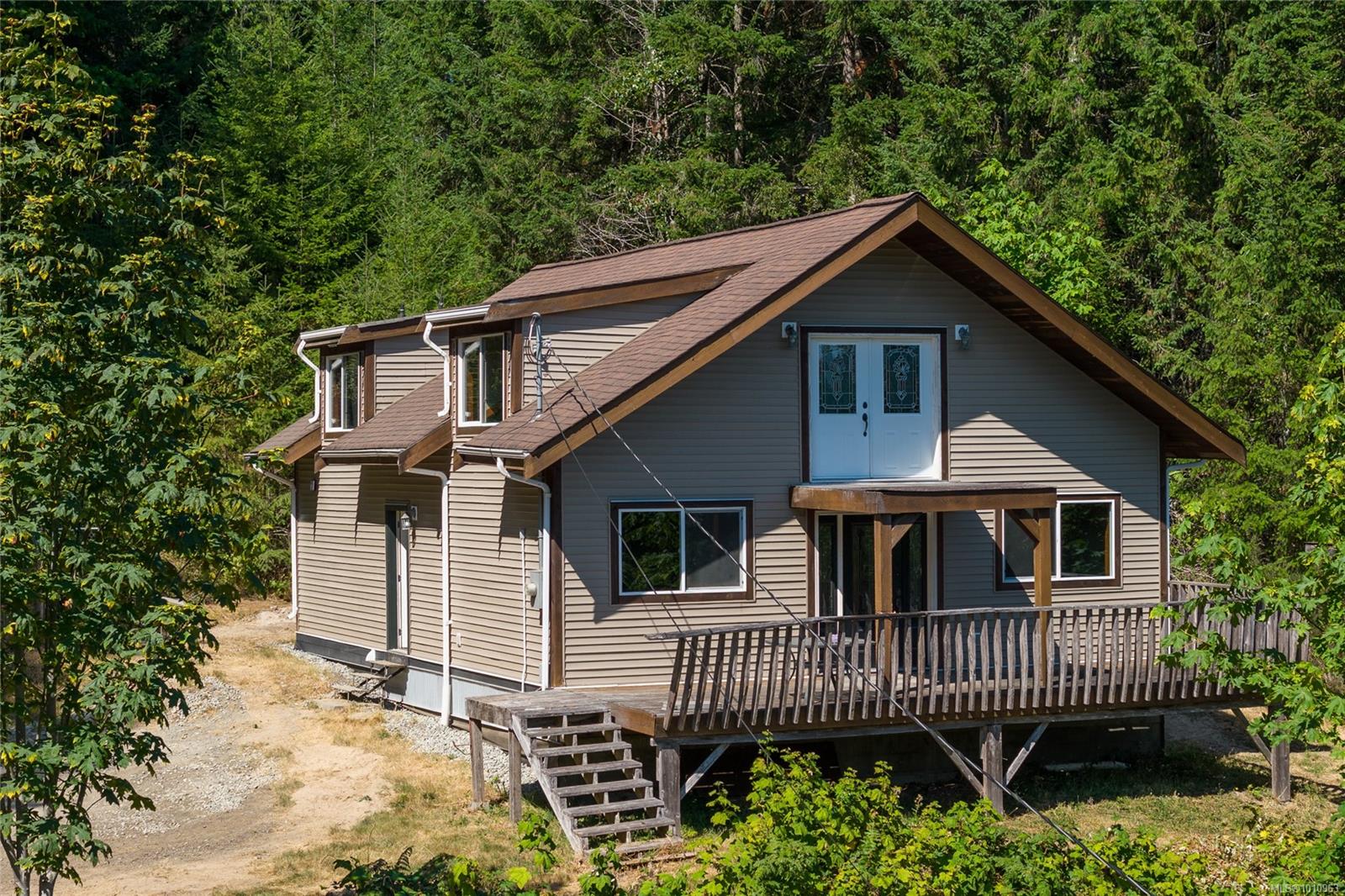 2031 Waring Rd, Nanaimo, BC V9X 1V1