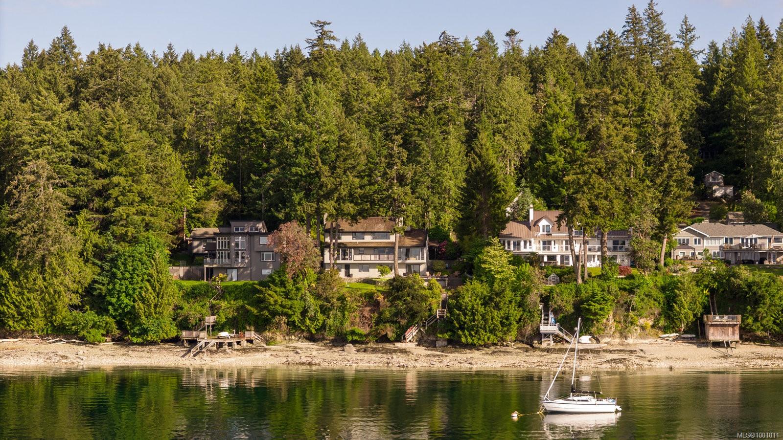 9600 Ardmore Dr, North Saanich, BC V8L 5H5