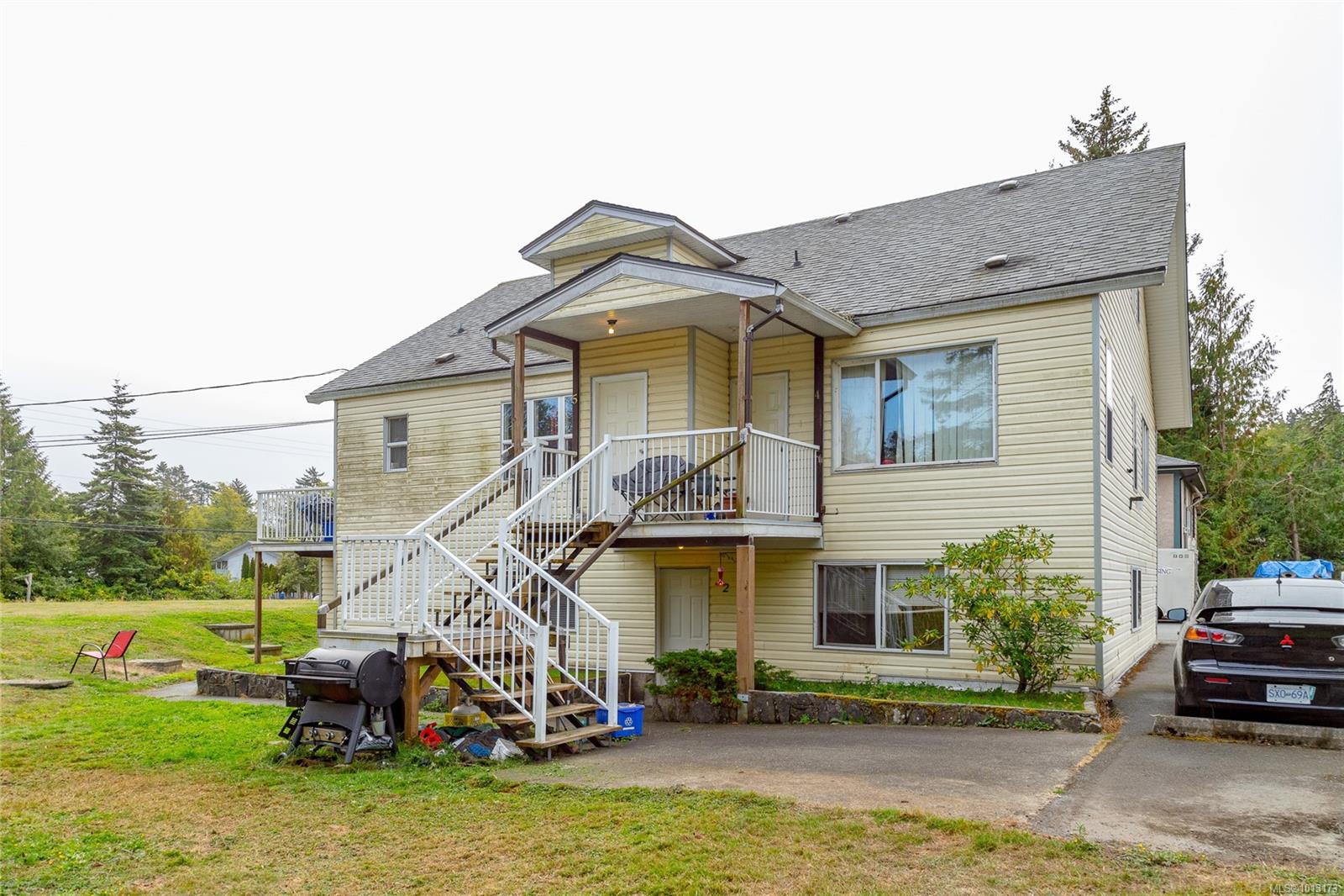 1682 Whiffin Spit Rd, Sooke, BC V9Z 0T8