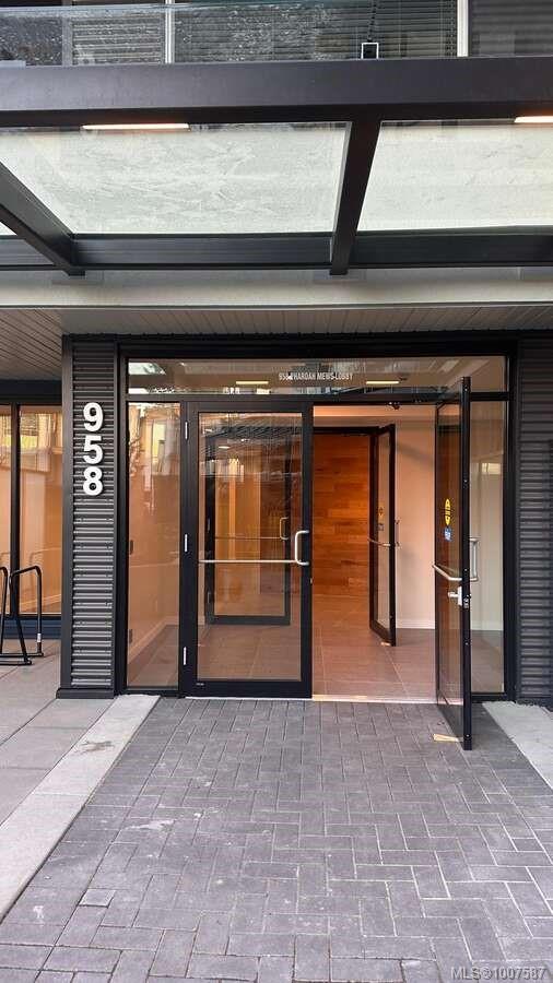 958 Pharoah Mews Apt 204, Langford, BC V9B 7A1