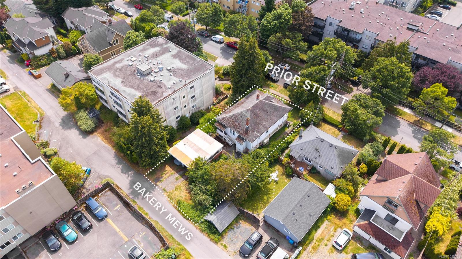 2639 Prior St, Victoria, BC V8T 3X7