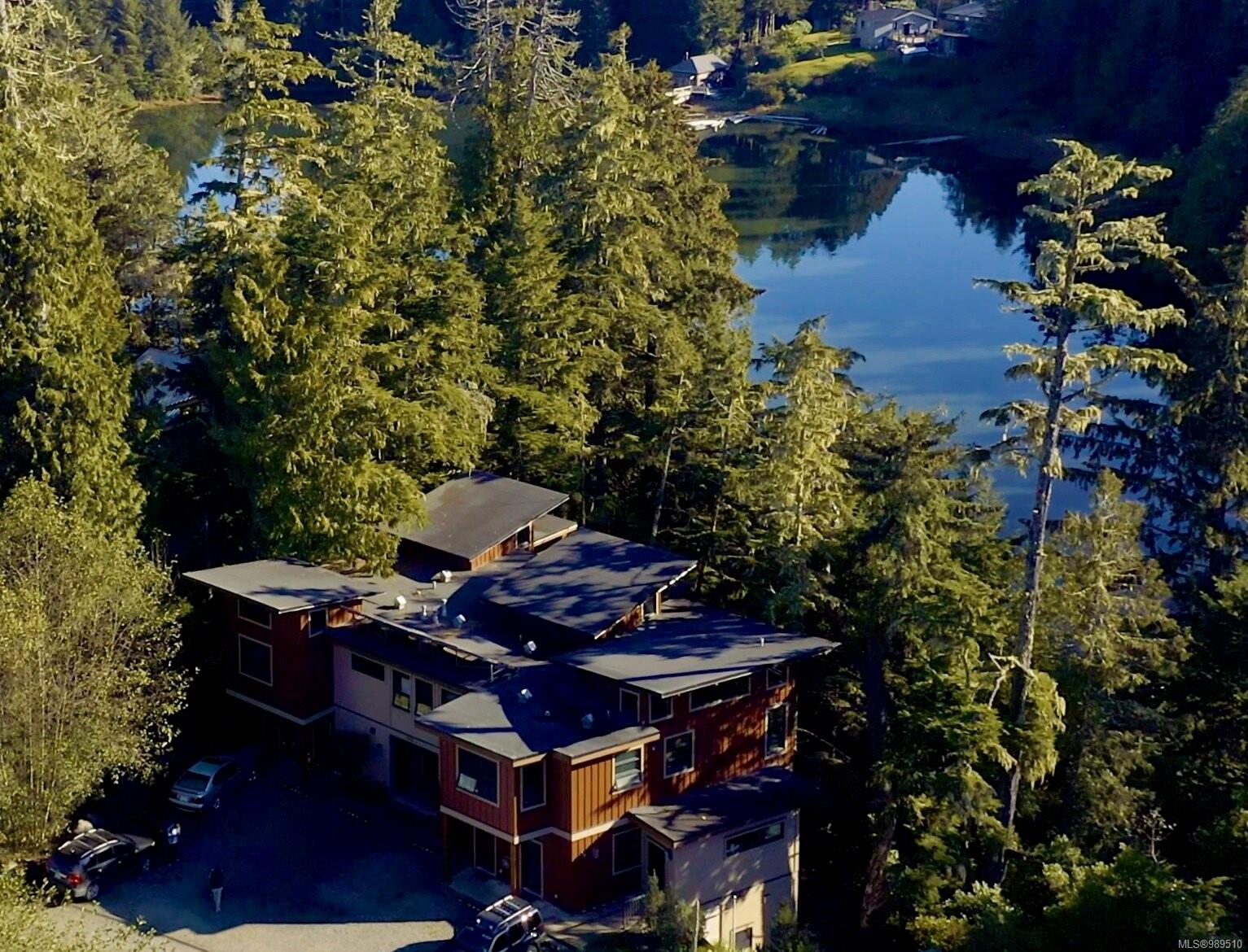 203 Boardwalk Blvd Apt 12, Ucluelet, BC V0R 3A0