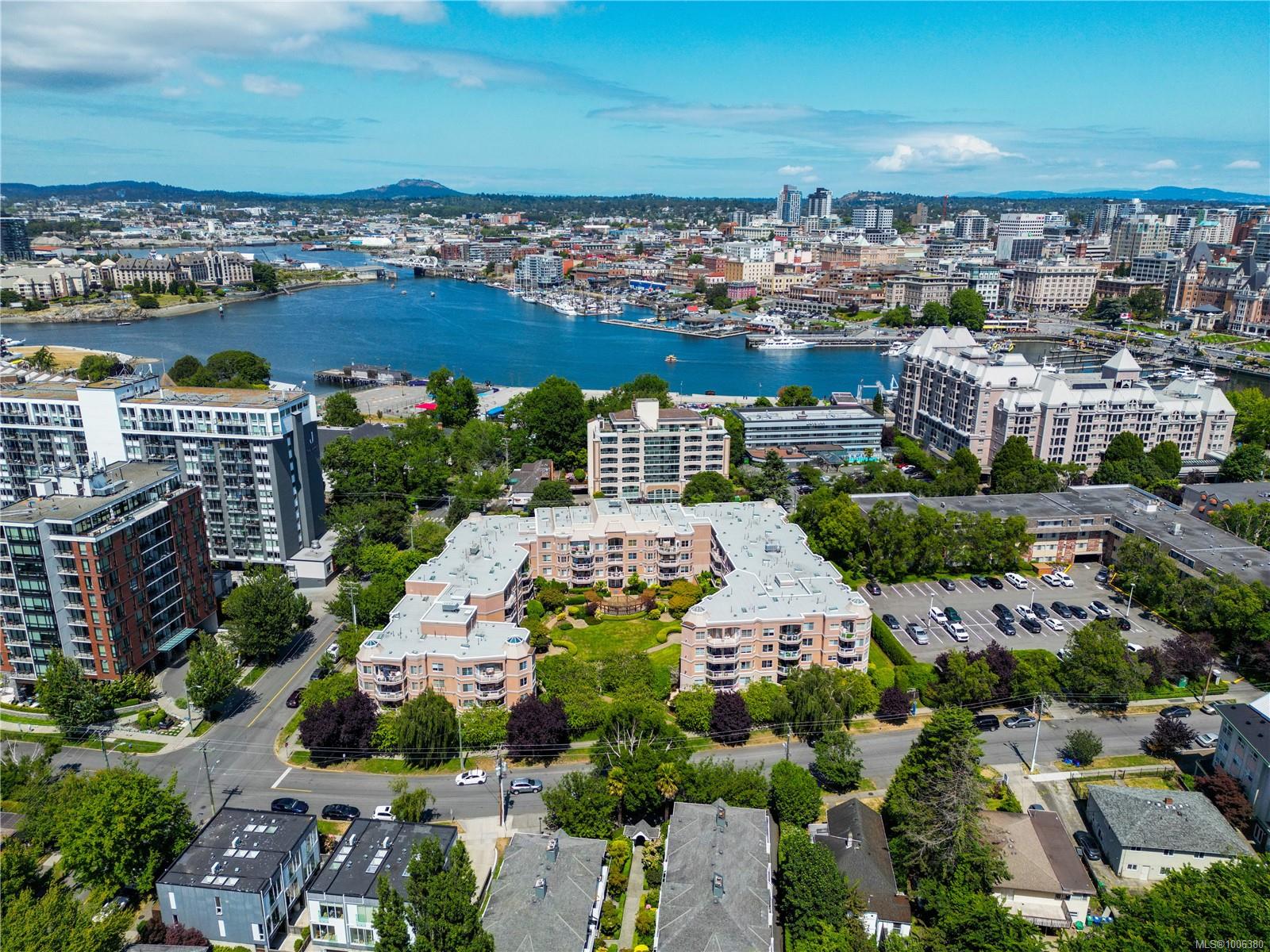 405 Quebec St Apt 205, Victoria, BC V8V 4Z2