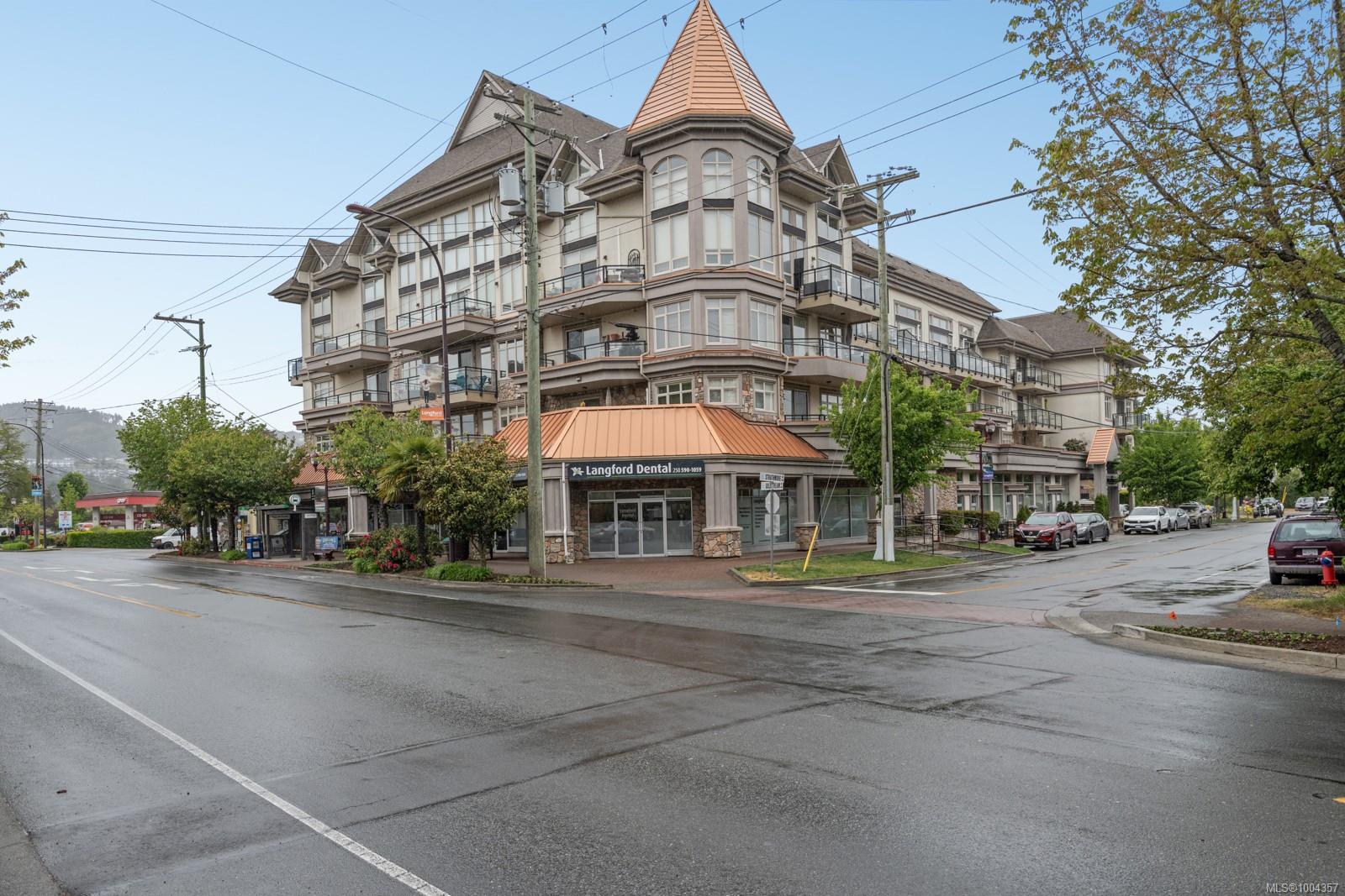 866 Goldstream Ave Apt 407, Langford, BC V9B 2X9