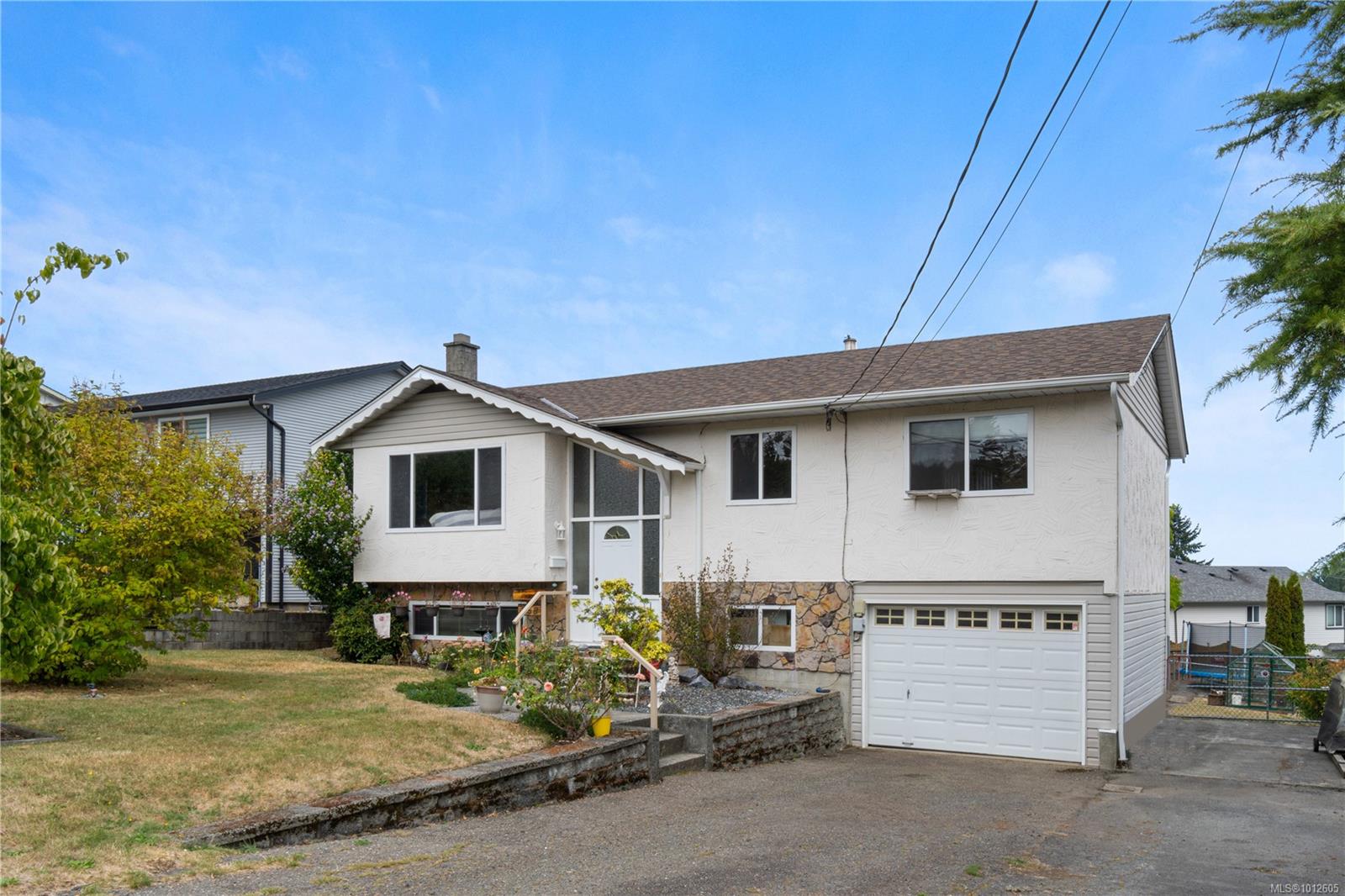 558 Weber St, Nanaimo, BC V9R 6R1