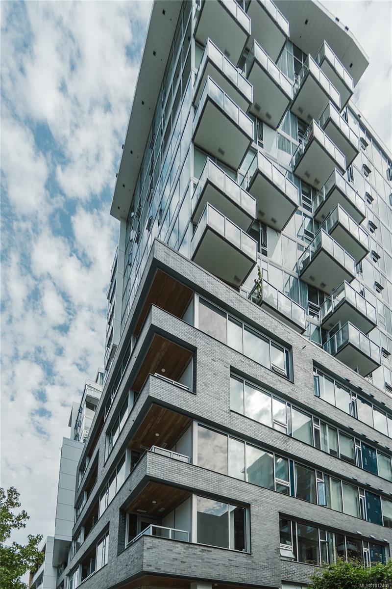 989 Johnson St Apt 515, Victoria, BC V8V 0E3