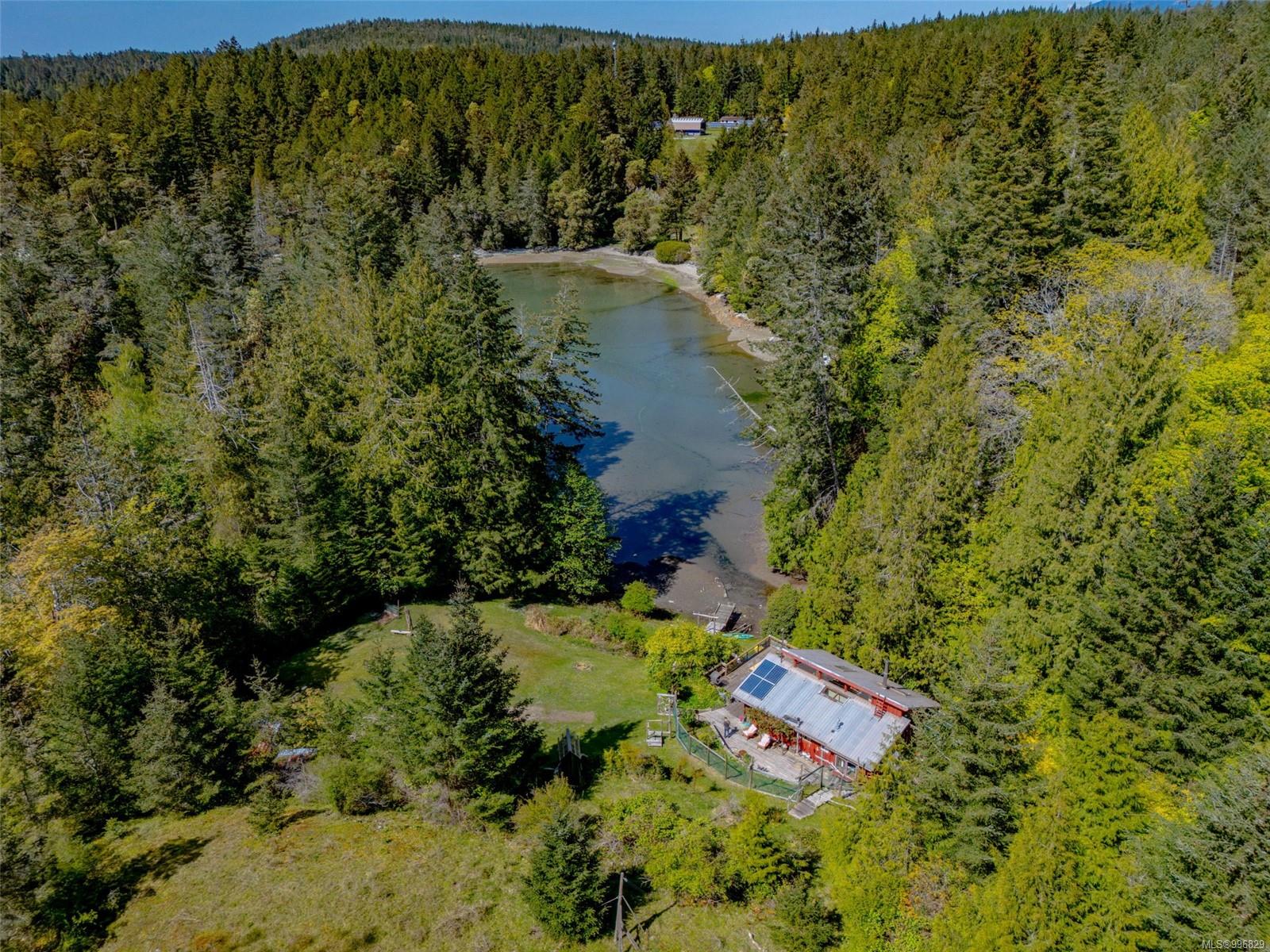 5 Williams Ave, Lasqueti Island, BC V0R 2J0