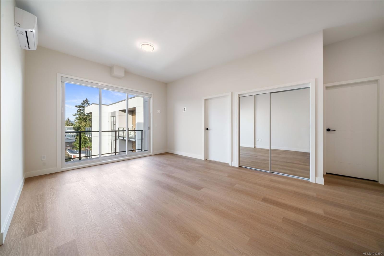 2770 Winster Rd Apt 308, Langford, BC V9B 7C7