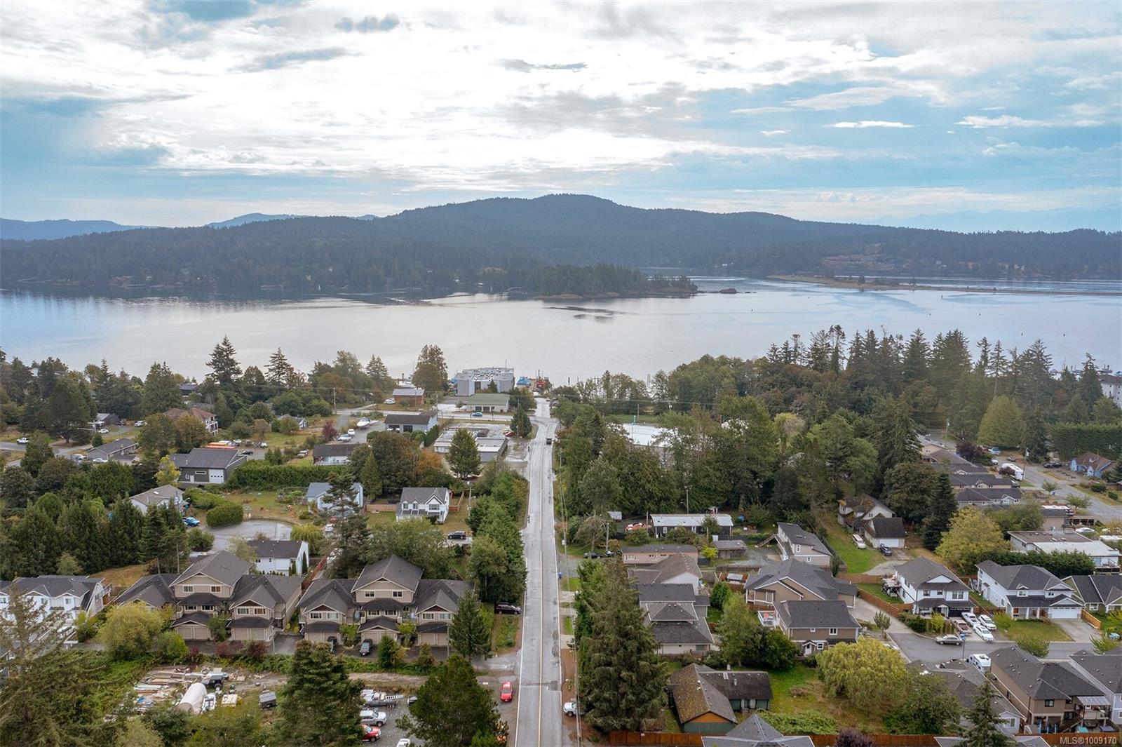 1914 Maple Ave S, Sooke, BC V9Z 0N9