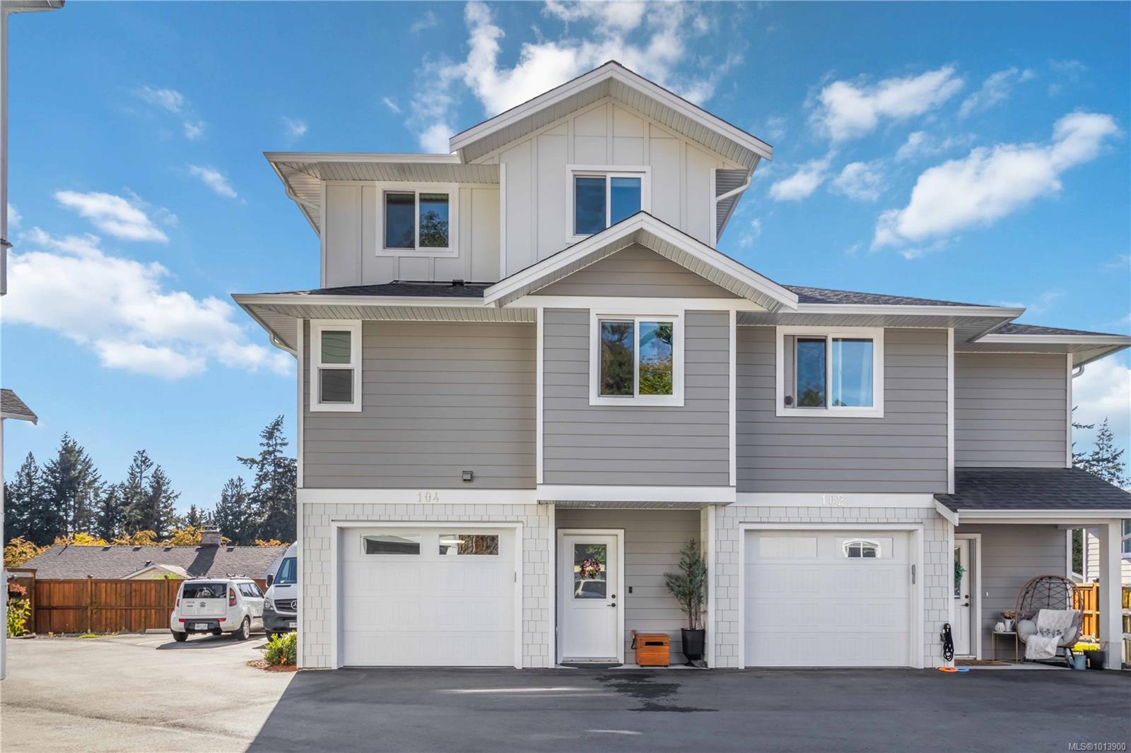 593 Hansen Ave Apt 104, Langford, BC V9B 3G9