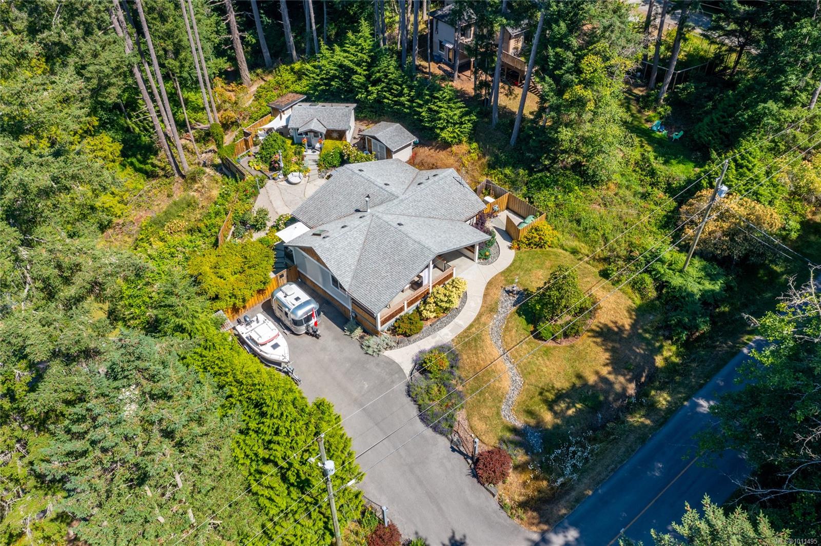 37158 Schooner Way, Pender Island, BC V0N 2M2