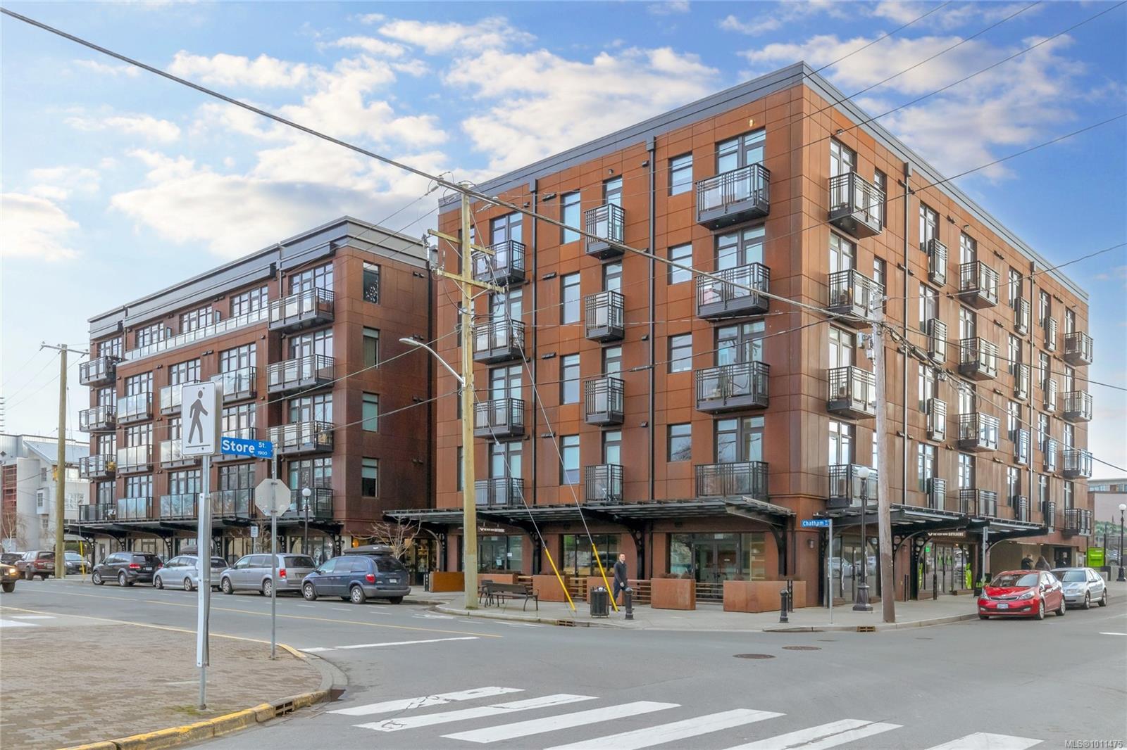515 Chatham St Apt 307, Victoria, BC V8T 0C8