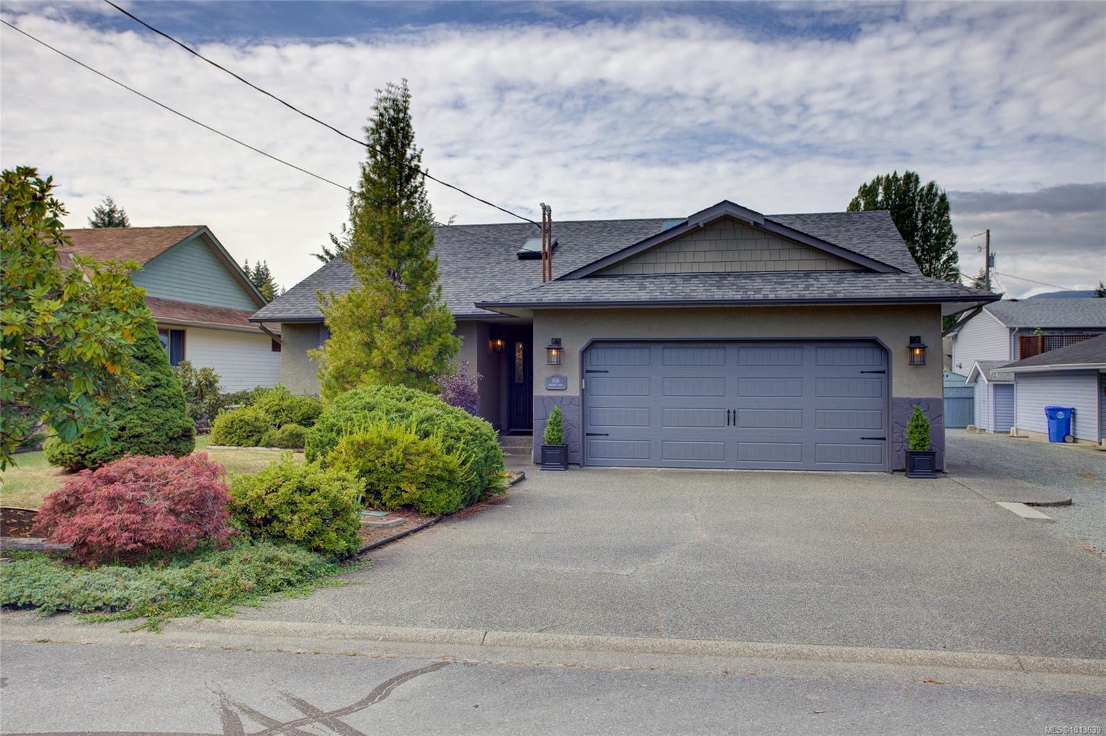 406 Scholey Cres, Lake Cowichan, BC V0R 2G0