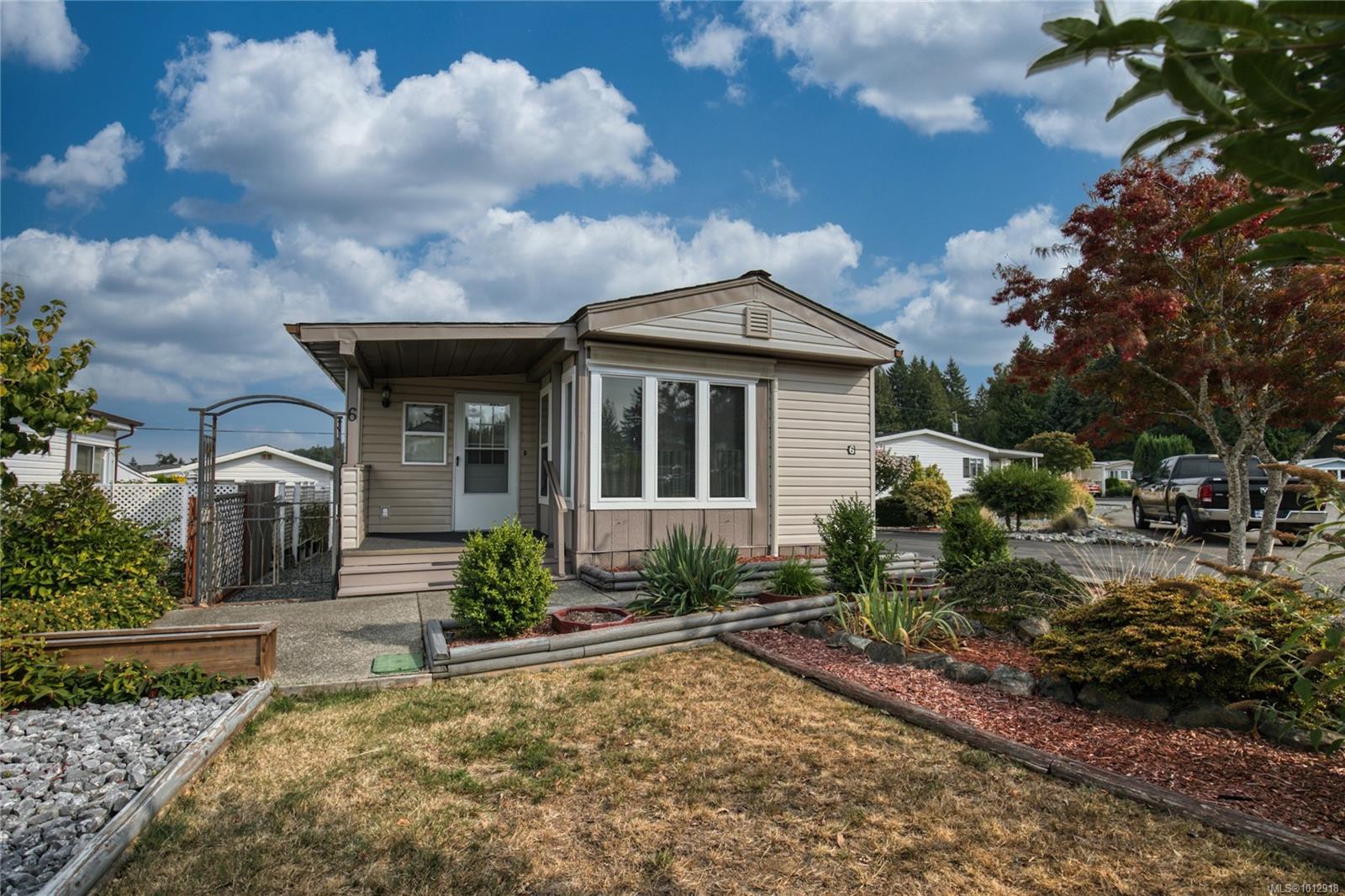 2301 Arbot Rd Apt 6, Nanaimo, BC V9R 6S6
